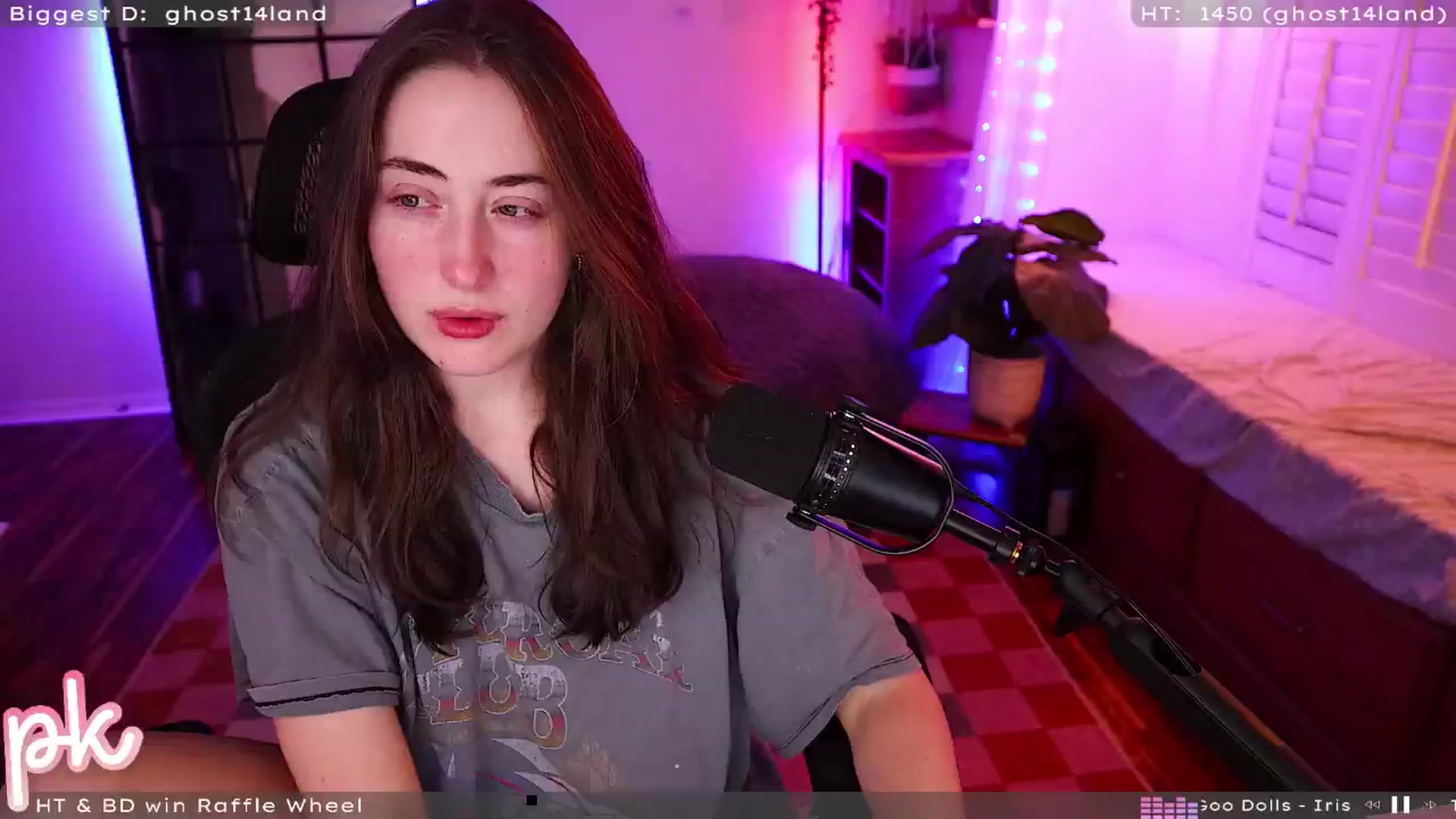 Gallery image thumbnail from PrincessKate's myfreecams stream on, 04/02/2025, 03:18 image 8 of 20