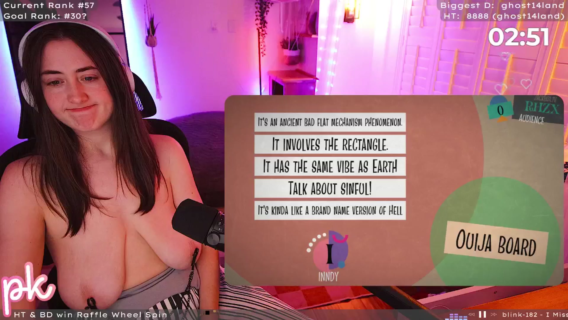 Gallery image thumbnail from PrincessKate's myfreecams stream on, 04/30/2025, 04:08 image 12 of 20