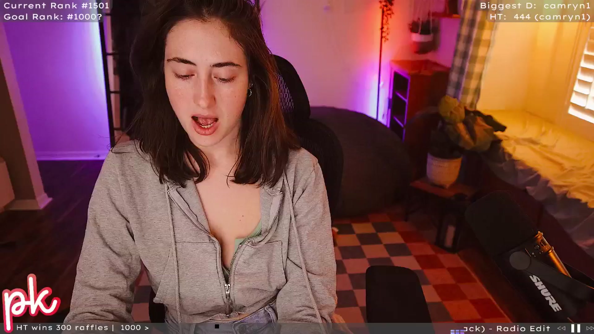 Gallery image thumbnail from PrincessKate's myfreecams stream on, 09/24/2025, 20:28 image 6 of 20