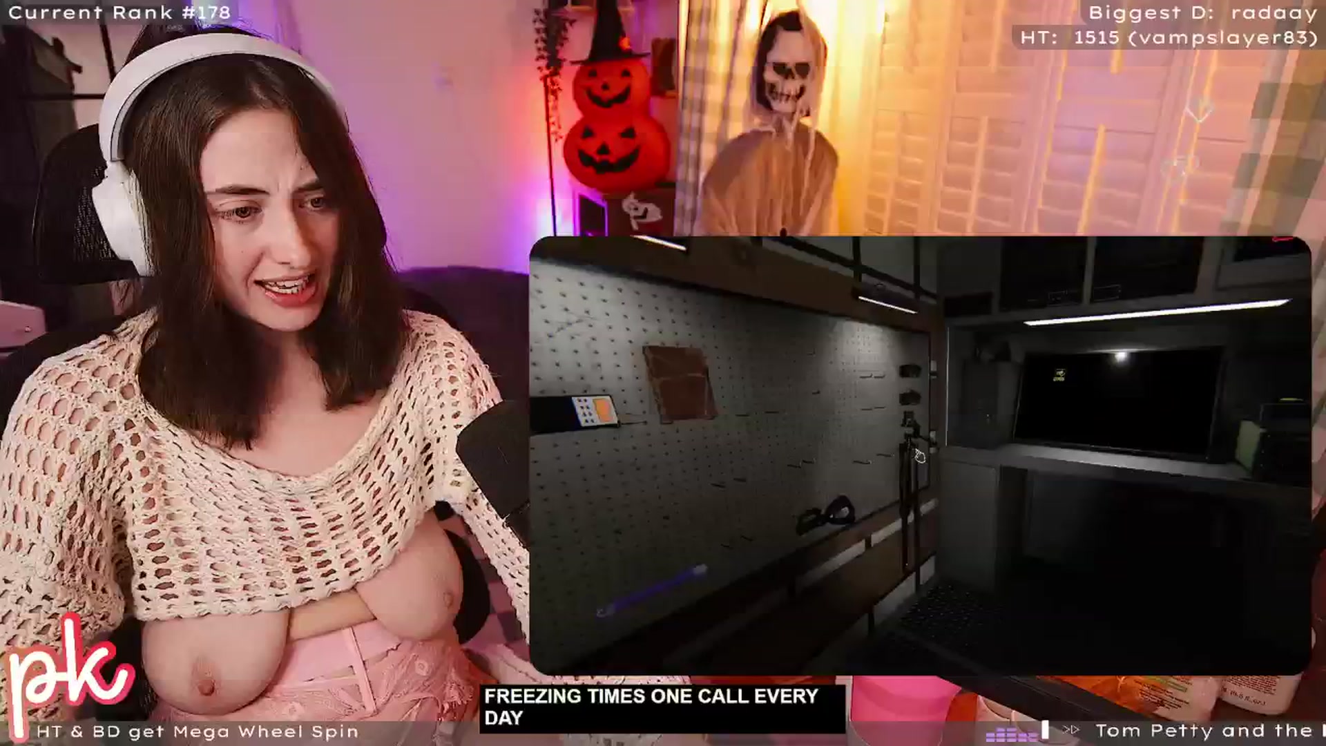 Gallery image thumbnail from PrincessKate's myfreecams stream on, 10/05/2025, 04:49 image 12 of 20