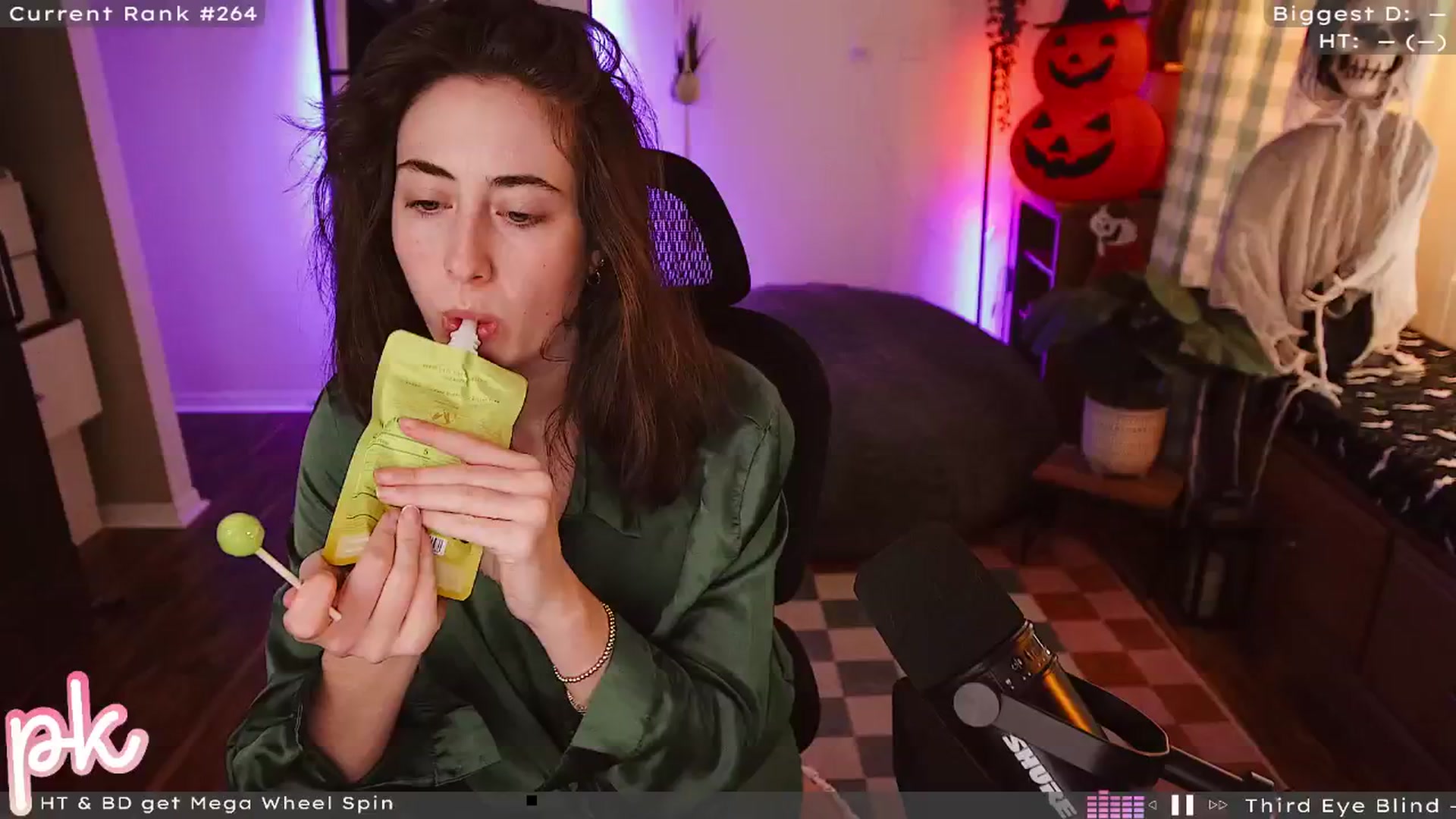 Gallery image thumbnail from PrincessKate's myfreecams stream on, 10/09/2025, 20:05 image 5 of 20