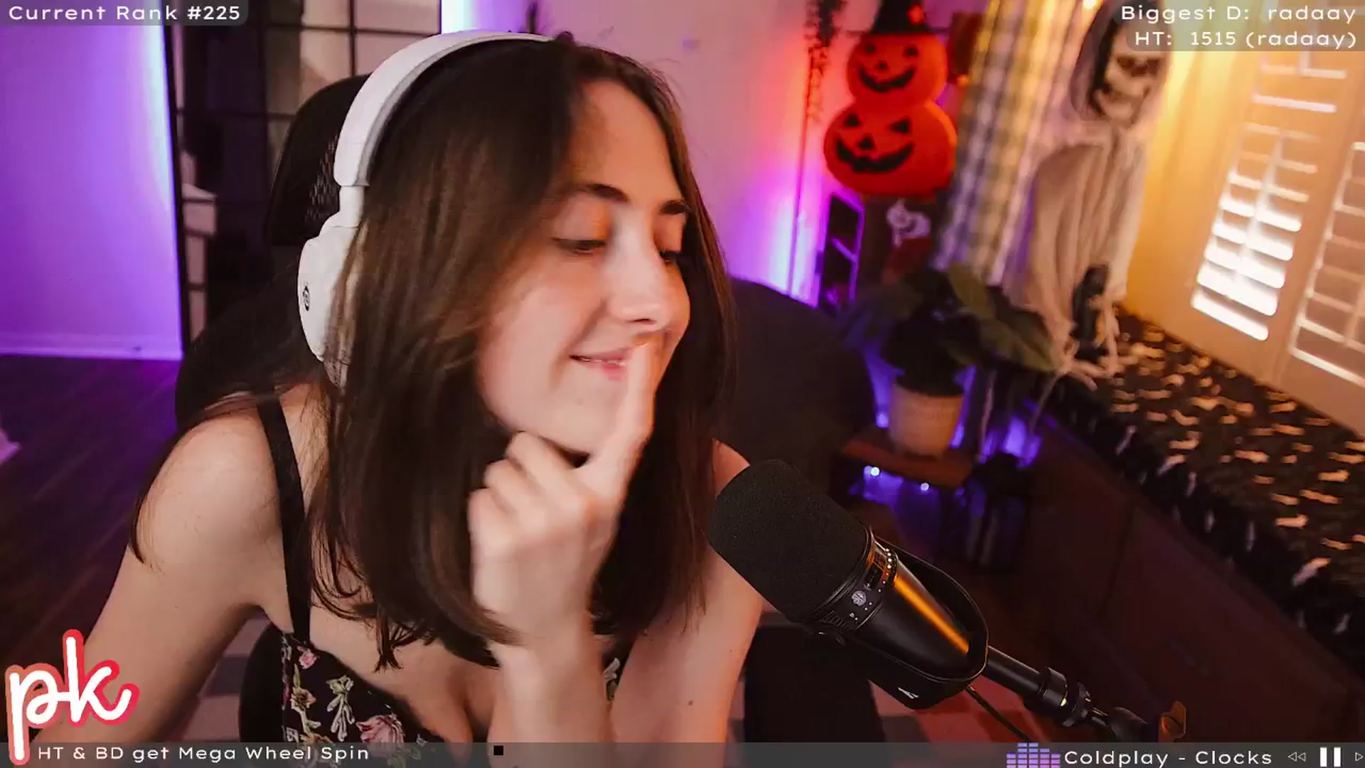 Gallery image thumbnail from PrincessKate's myfreecams stream on, 10/21/2025, 20:33 image 8 of 20