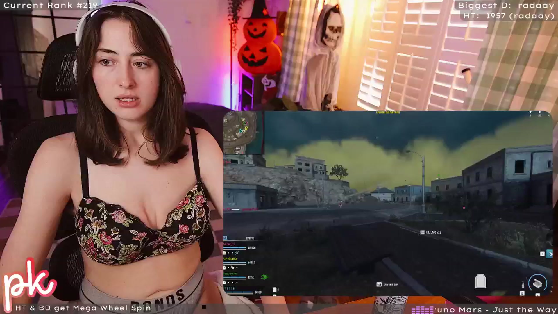 Gallery image thumbnail from PrincessKate's myfreecams stream on, 10/21/2025, 20:33 image 18 of 20
