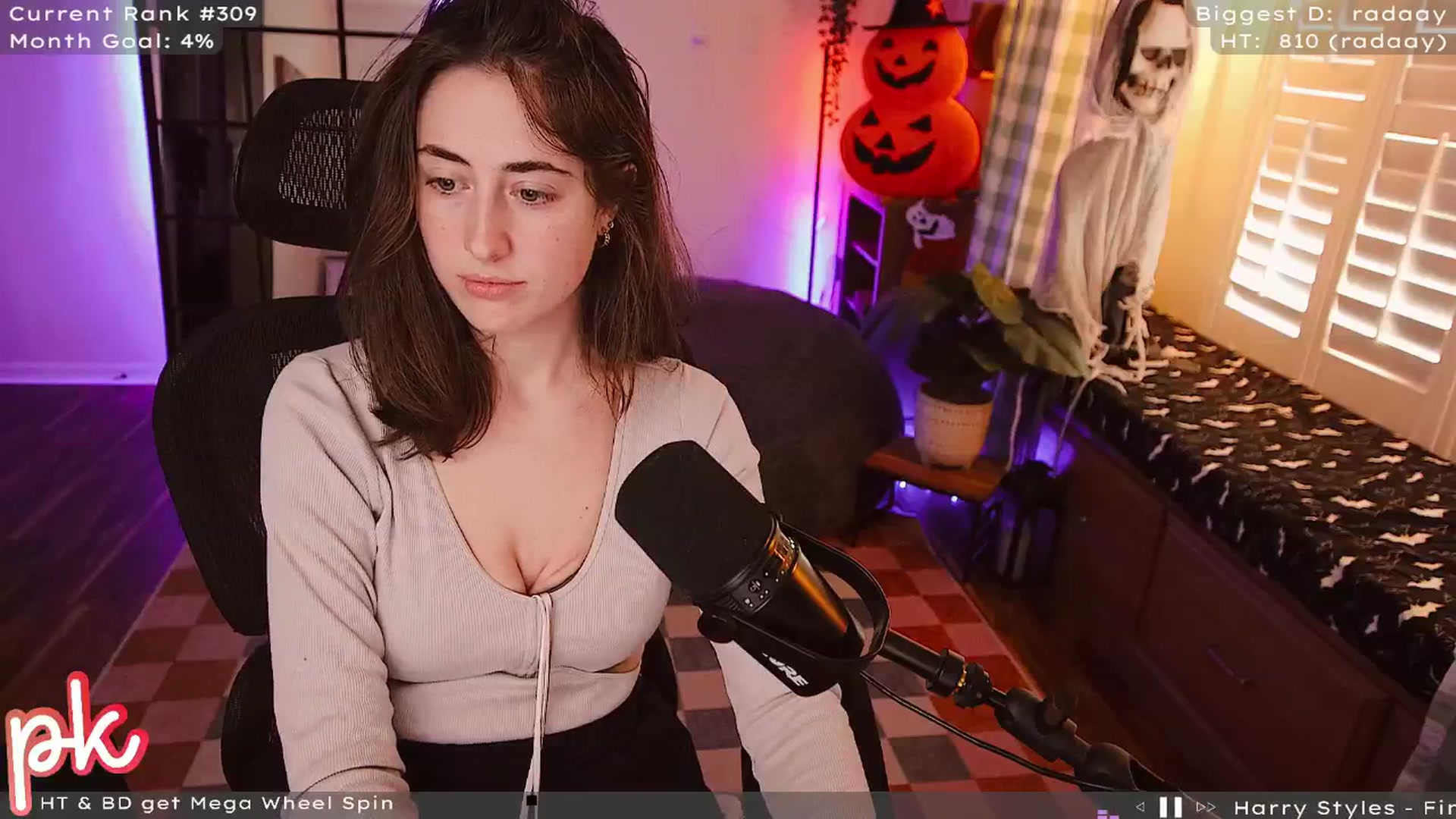 Gallery image thumbnail from PrincessKate's myfreecams stream on, 10/28/2025, 20:55 image 5 of 20