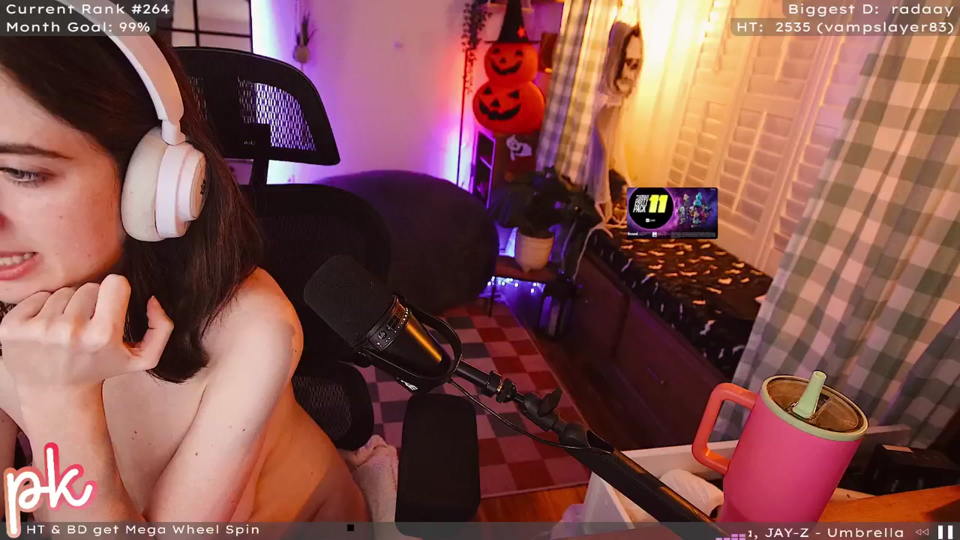 Gallery image thumbnail from PrincessKate's myfreecams stream on, 10/31/2025, 05:02 image 7 of 20