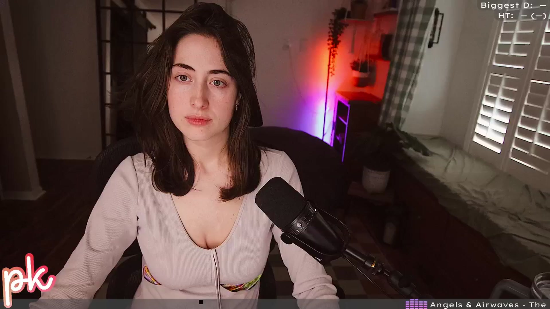 Gallery image thumbnail from PrincessKate's myfreecams stream on, 11/19/2025, 22:46 image 8 of 20