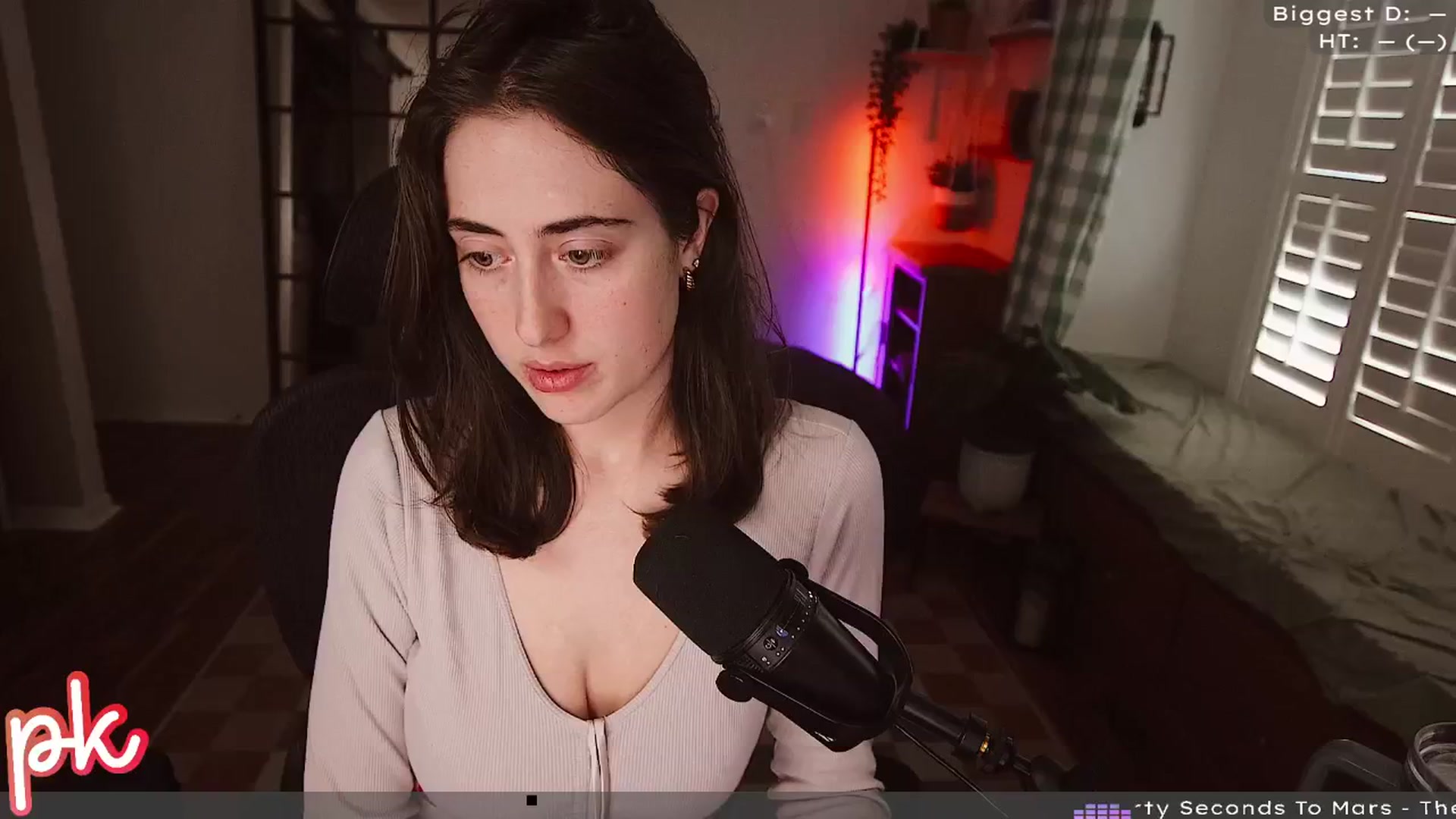 Gallery image thumbnail from PrincessKate's myfreecams stream on, 11/19/2025, 22:46 image 7 of 20