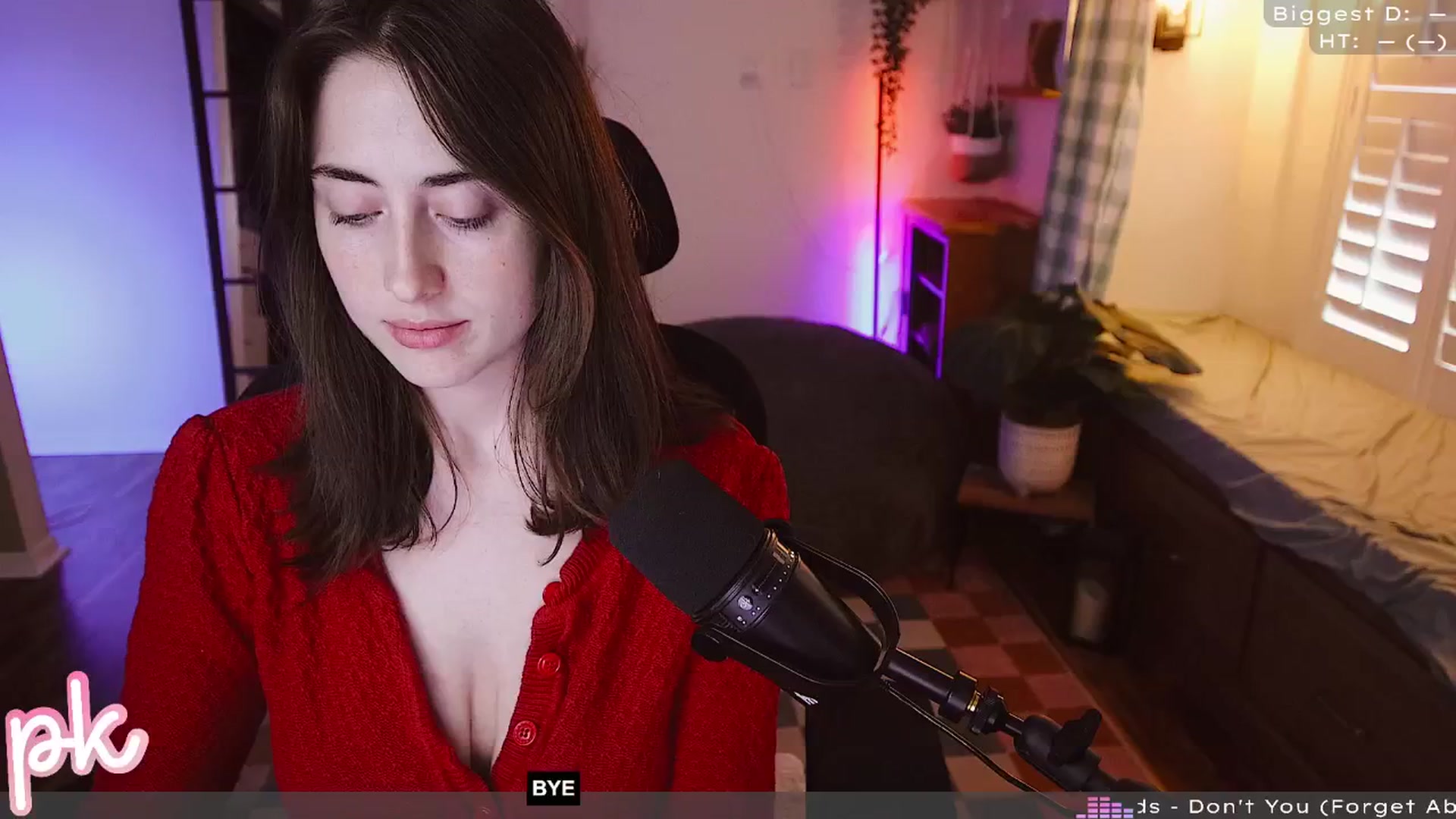 Gallery image thumbnail from PrincessKate's myfreecams stream on, 12/01/2025, 23:13 image 2 of 20