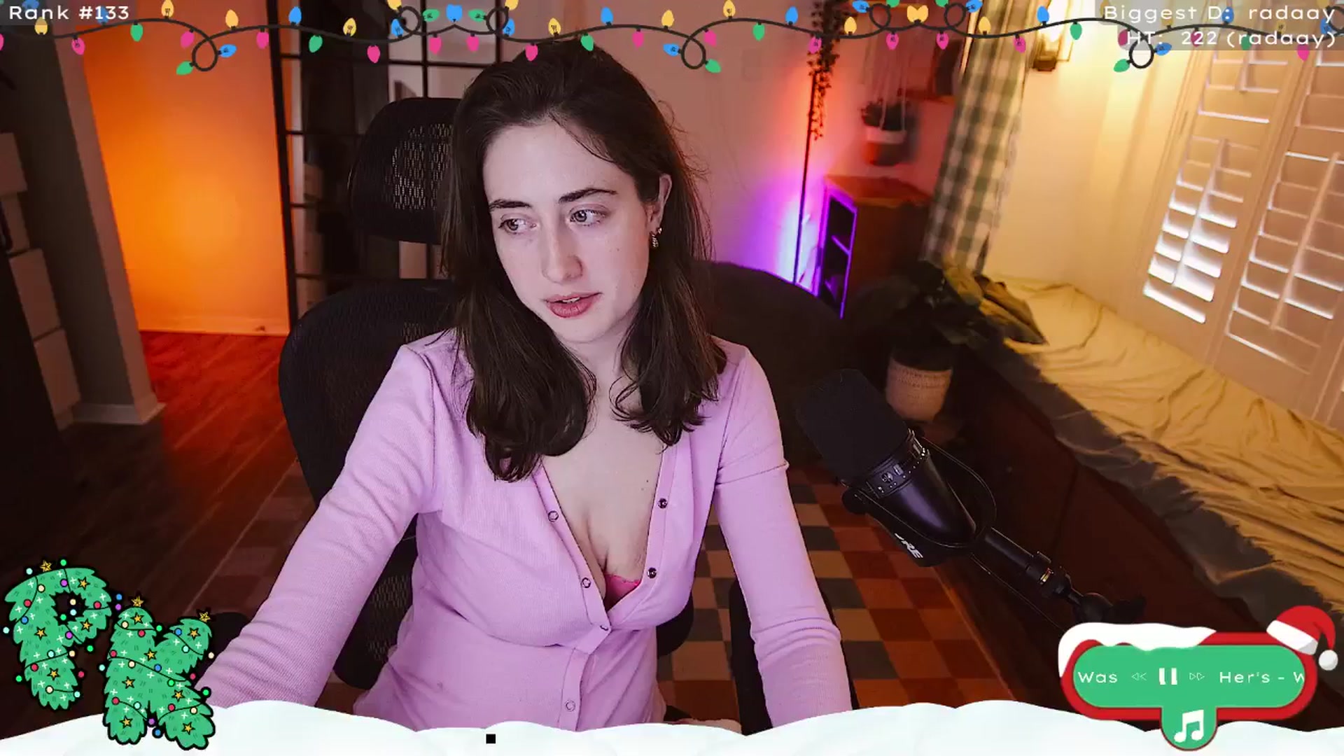 Gallery image thumbnail from PrincessKate's myfreecams stream on, 12/04/2025, 22:34 image 10 of 20