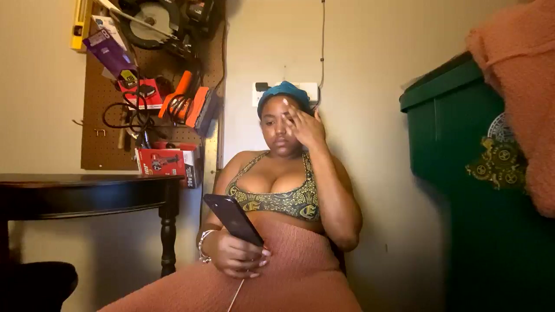 Gallery image thumbnail from PrincessLivv's myfreecams stream on, 04/13/2026, 08:02 image 5 of 20