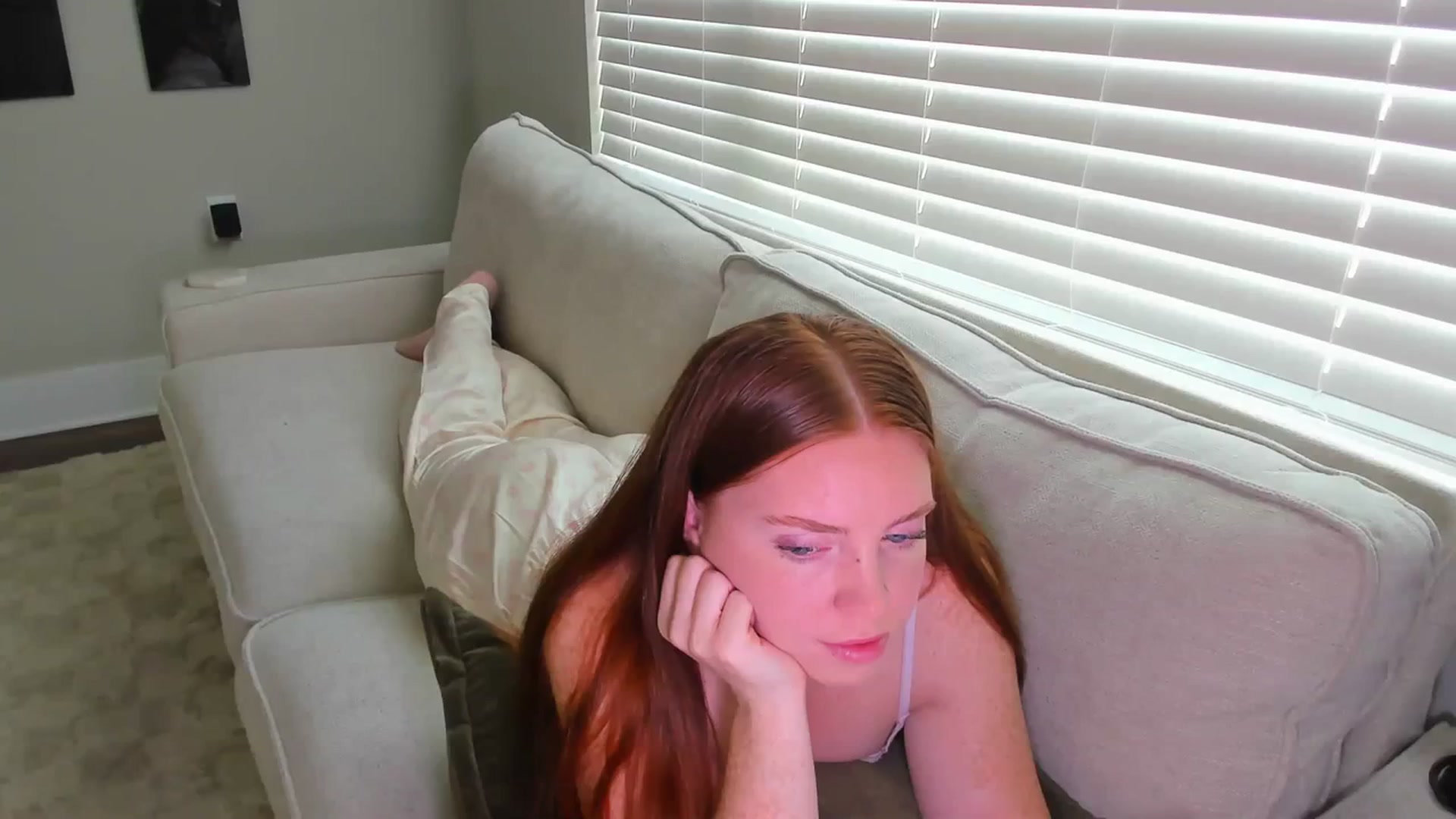 Gallery image thumbnail from PrincessNat's myfreecams stream on, 01/17/2024, 16:52 image 12 of 20