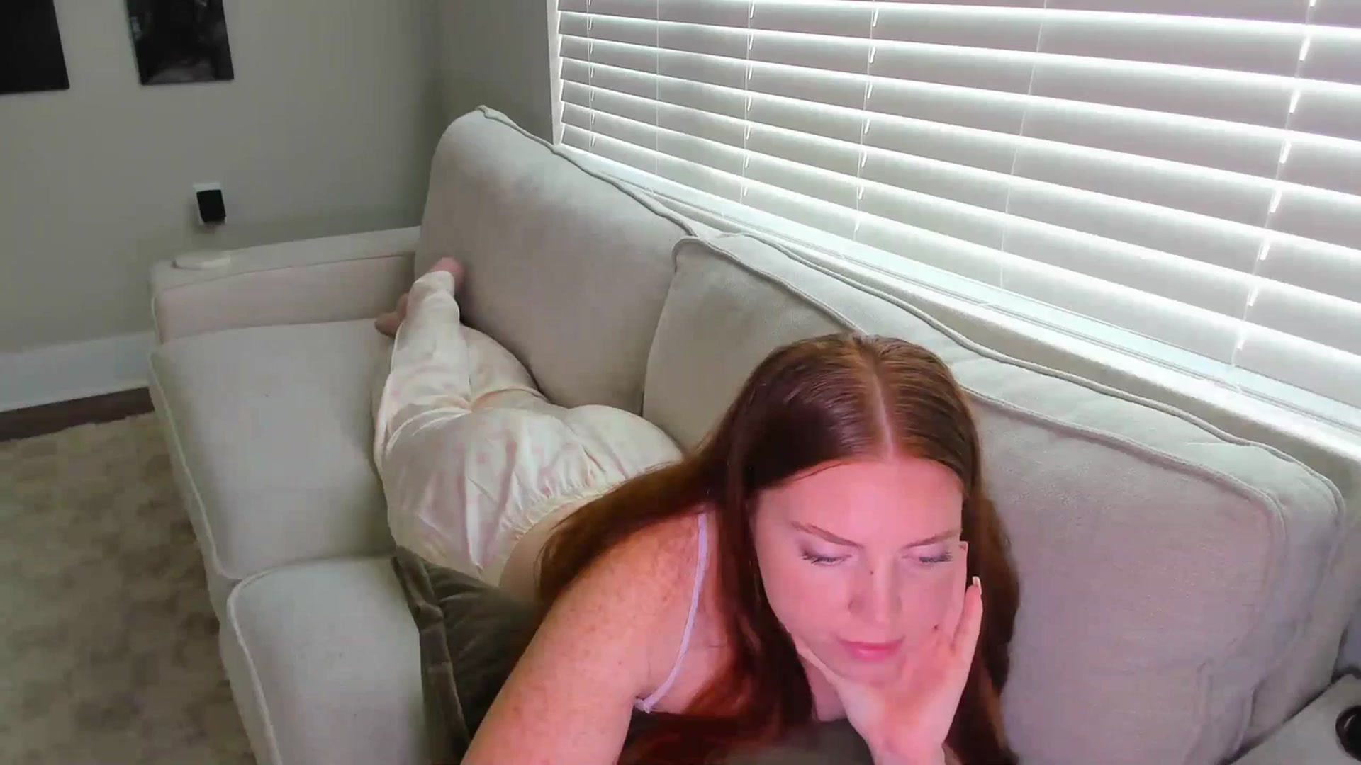 Gallery image thumbnail from PrincessNat's myfreecams stream on, 01/17/2024, 16:52 image 18 of 20