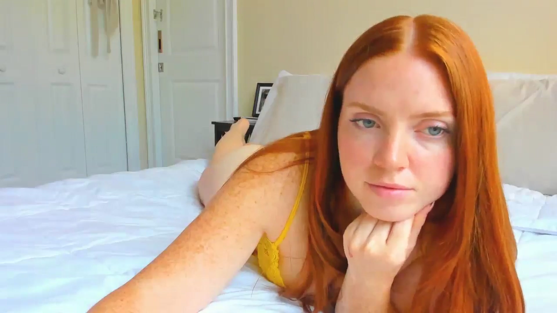 Gallery image thumbnail from PrincessNat's myfreecams stream on, 08/01/2024, 18:00 image 19 of 20