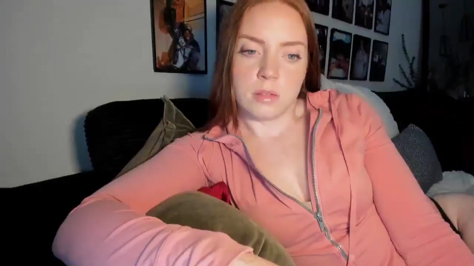 Gallery image thumbnail from PrincessNat's myfreecams stream on, 06/16/2025, 02:23 image 17 of 20