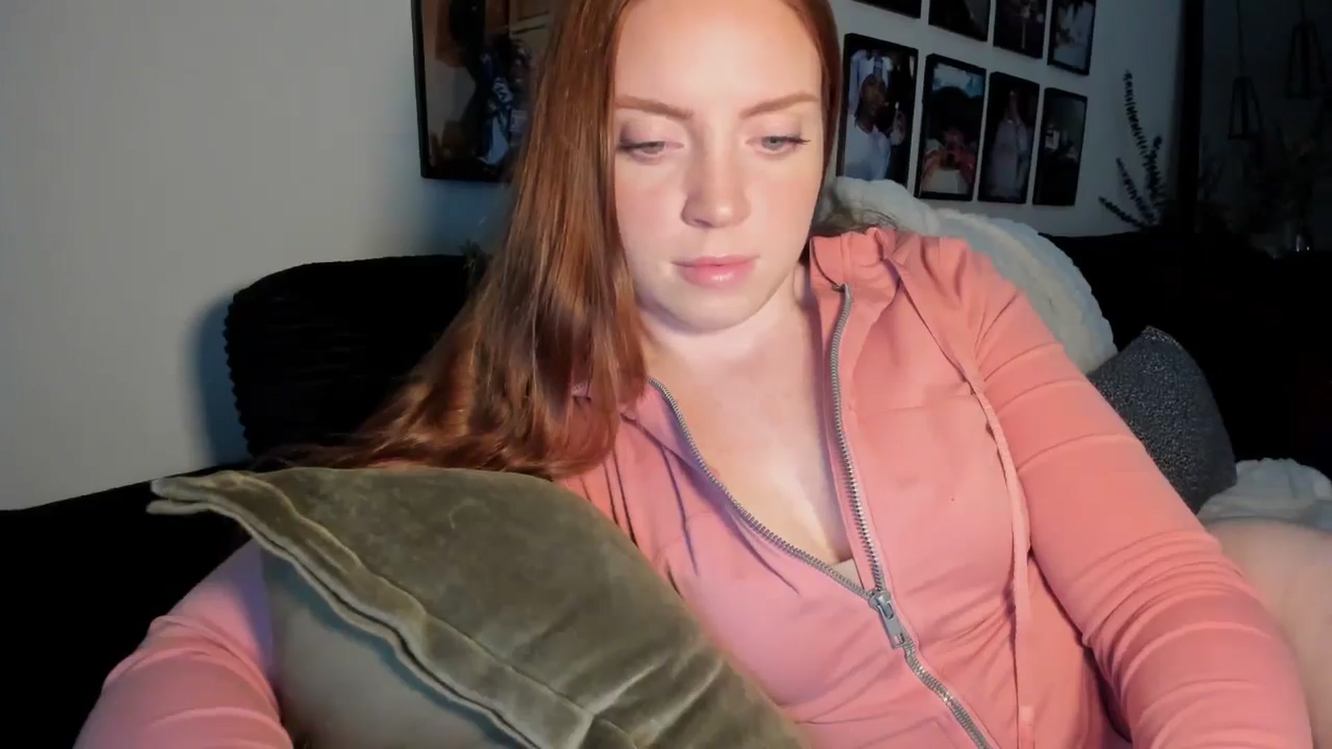 Gallery image thumbnail from PrincessNat's myfreecams stream on, 06/16/2025, 02:23 image 14 of 20