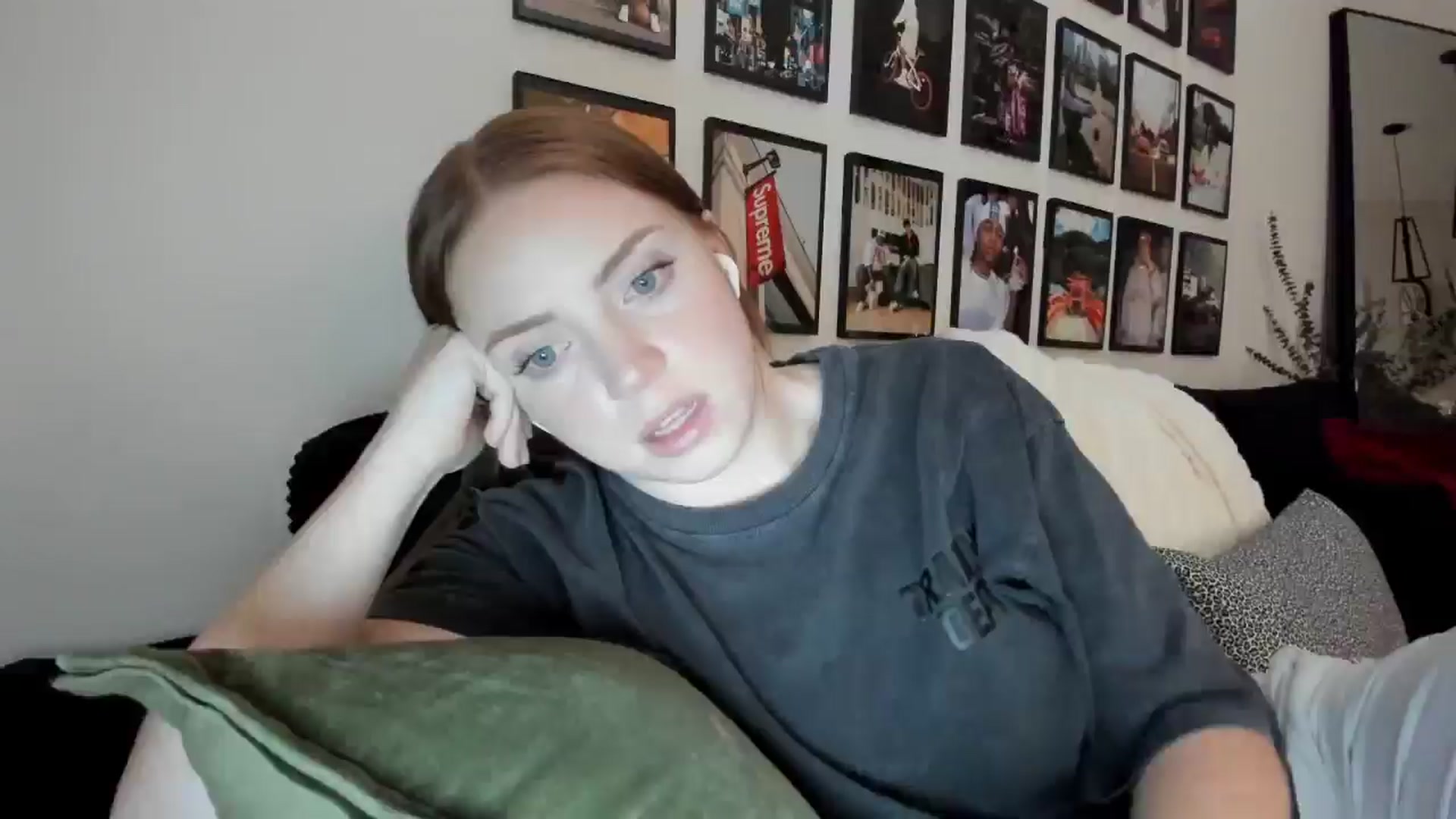 Gallery image thumbnail from PrincessNat's myfreecams stream on, 06/16/2025, 03:28 image 16 of 20
