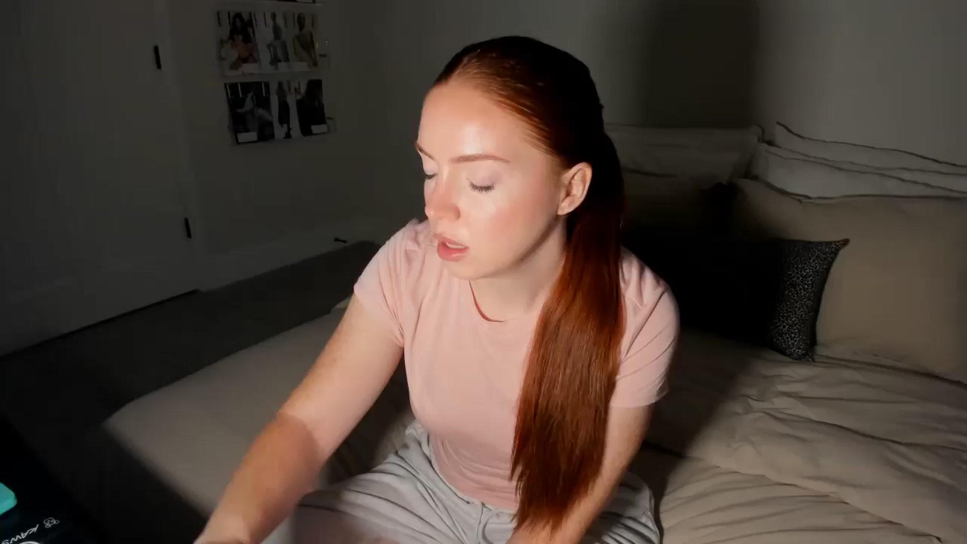 Gallery image thumbnail from PrincessNat's myfreecams stream on, 06/25/2025, 02:25 image 1 of 20
