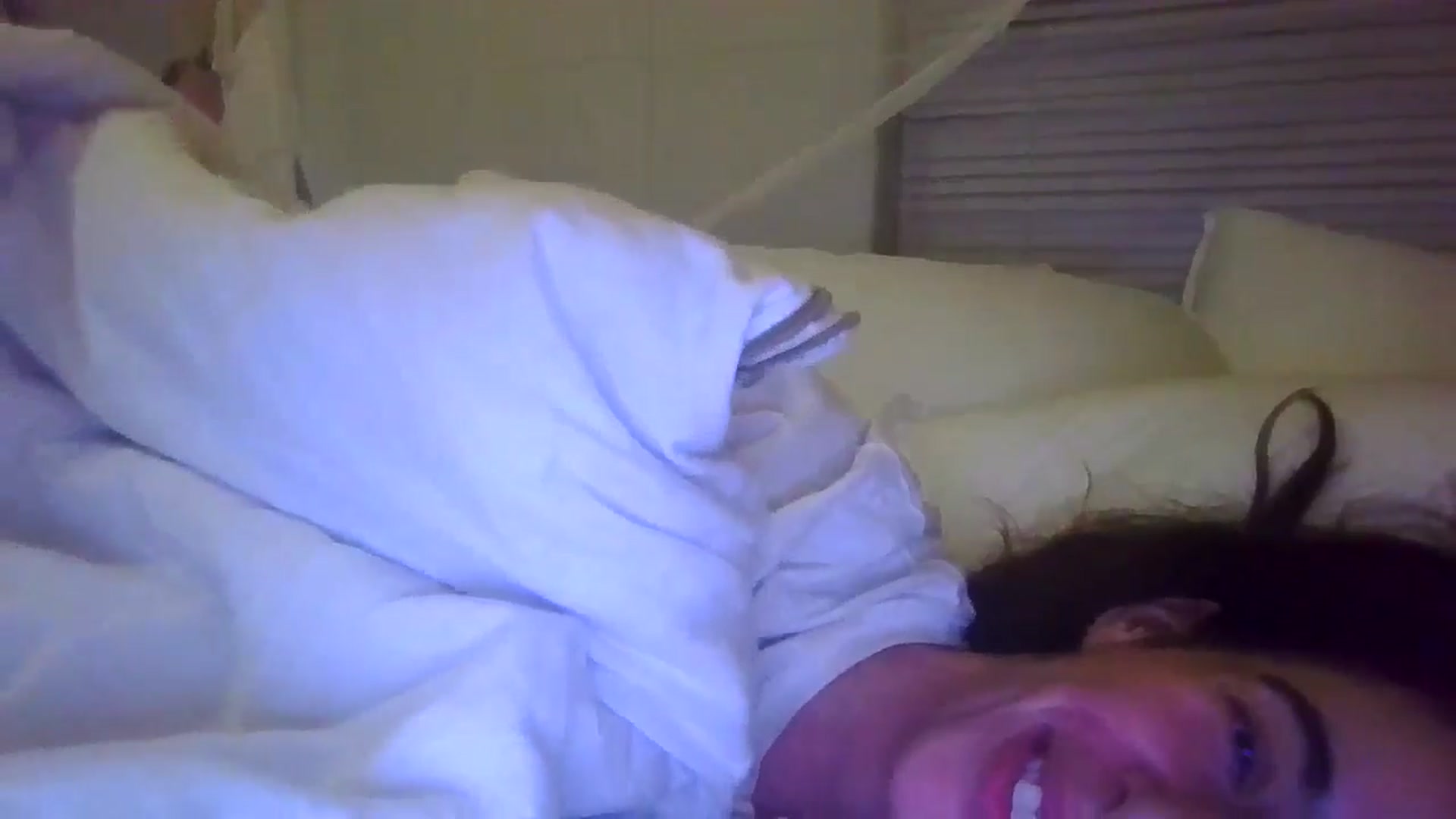 Gallery image thumbnail from PrincessPIIA's myfreecams stream on, 05/16/2025, 10:11 image 12 of 20
