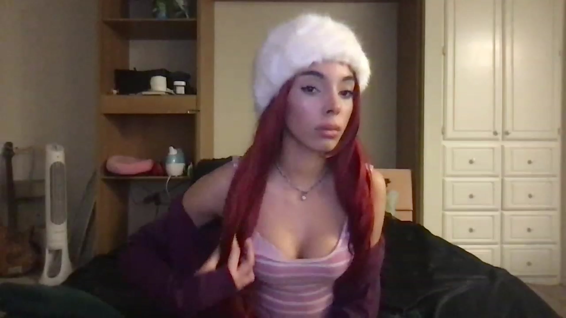 Gallery image thumbnail from PrincessRue's myfreecams stream on, 01/23/2023, 06:06 image 2 of 20