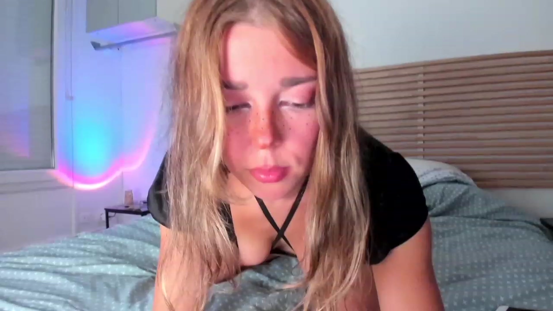 Gallery image thumbnail from PrincessSonya's myfreecams stream on, 04/16/2023, 14:27 image 4 of 20