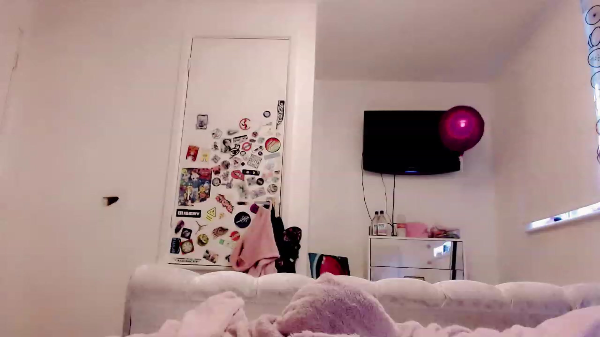 Gallery image thumbnail from PrincessXTC's myfreecams stream on, 01/10/2023, 15:26 image 6 of 20