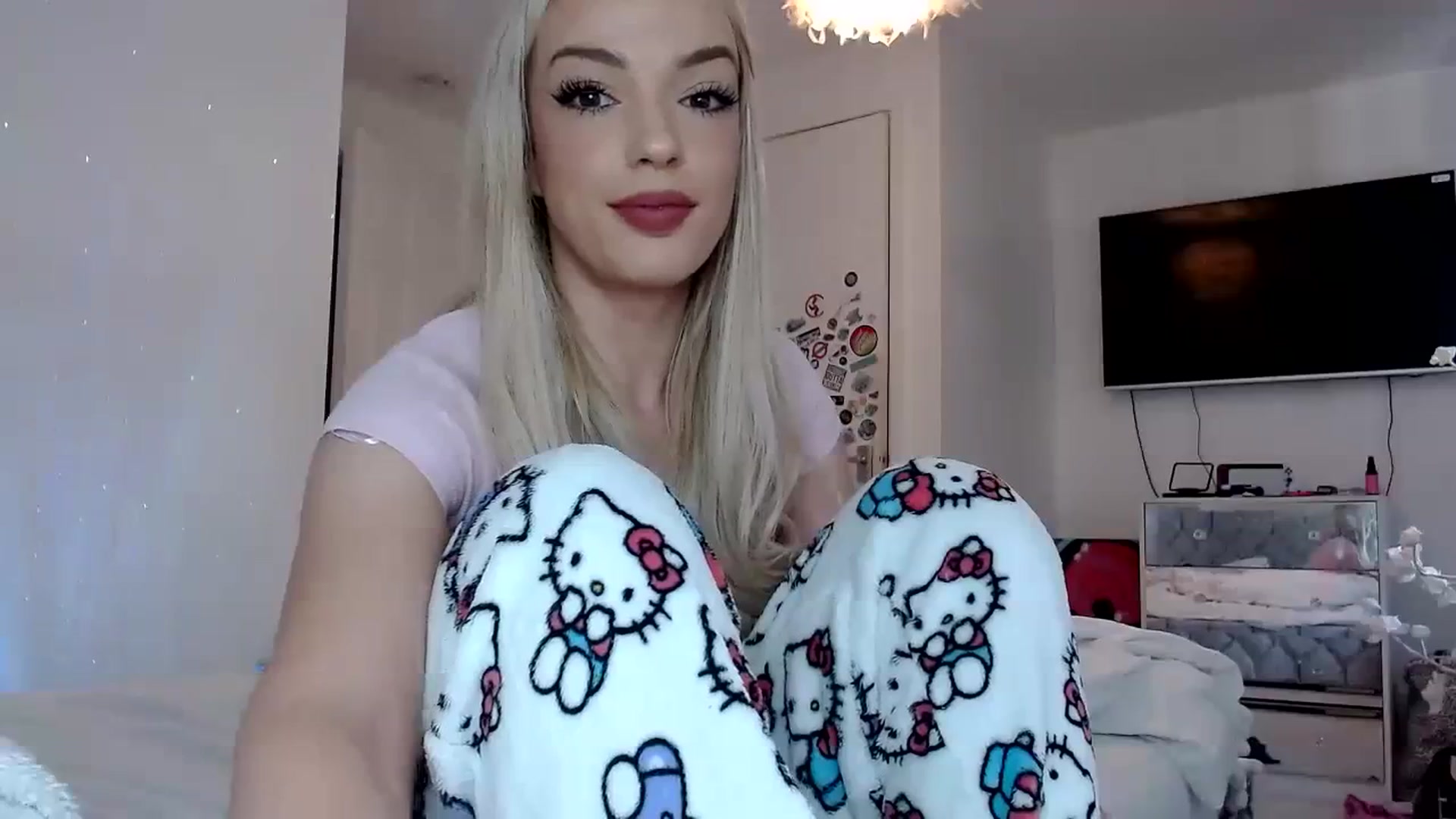 Gallery image thumbnail from PrincessXTC's myfreecams stream on, 09/26/2023, 10:40 image 9 of 20