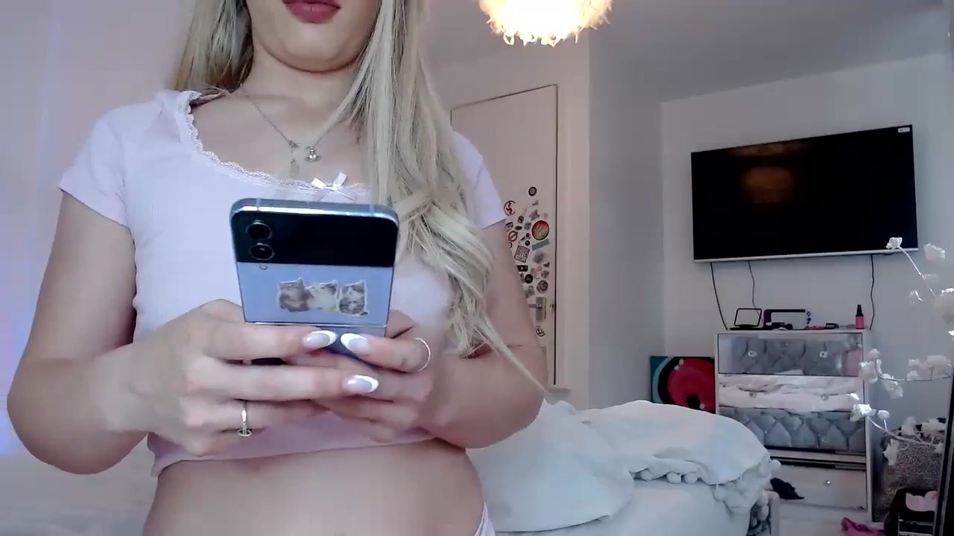 Gallery image thumbnail from PrincessXTC's myfreecams stream on, 09/26/2023, 11:31 image 4 of 20