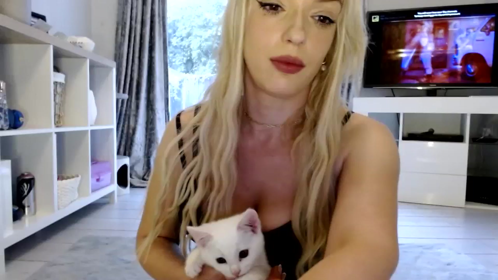 Gallery image thumbnail from PrincessXTC's myfreecams stream on, 10/20/2023, 11:49 image 9 of 20