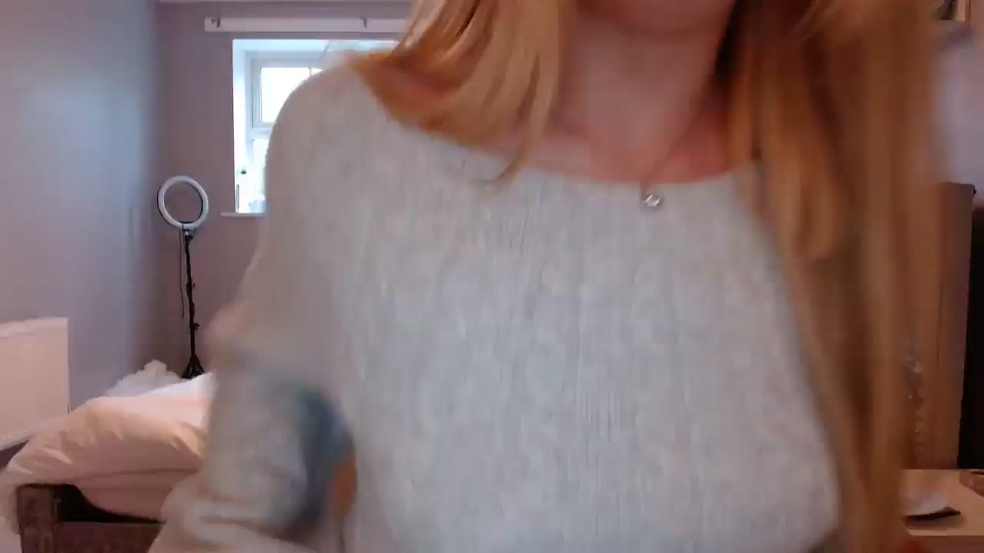 Gallery image thumbnail from PrincessXTC's myfreecams stream on, 12/10/2024, 11:23 image 10 of 20