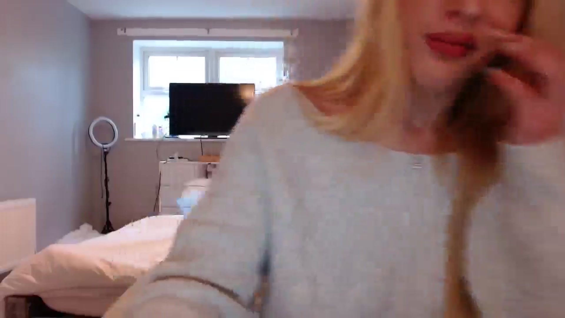 Gallery image thumbnail from PrincessXTC's myfreecams stream on, 12/10/2024, 11:23 image 11 of 20