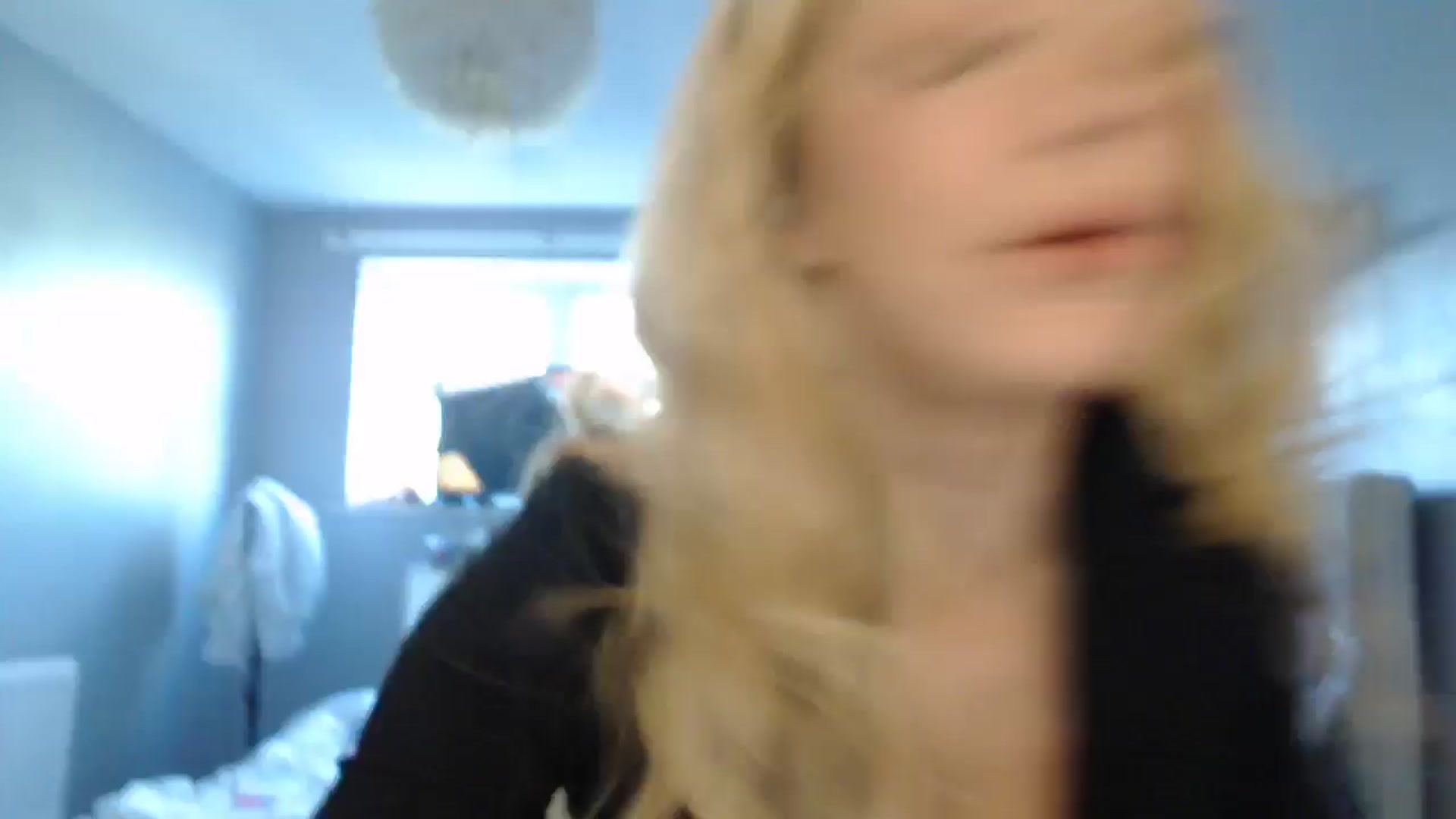 Gallery image thumbnail from PrincessXTC's myfreecams stream on, 01/09/2025, 12:12 image 15 of 20