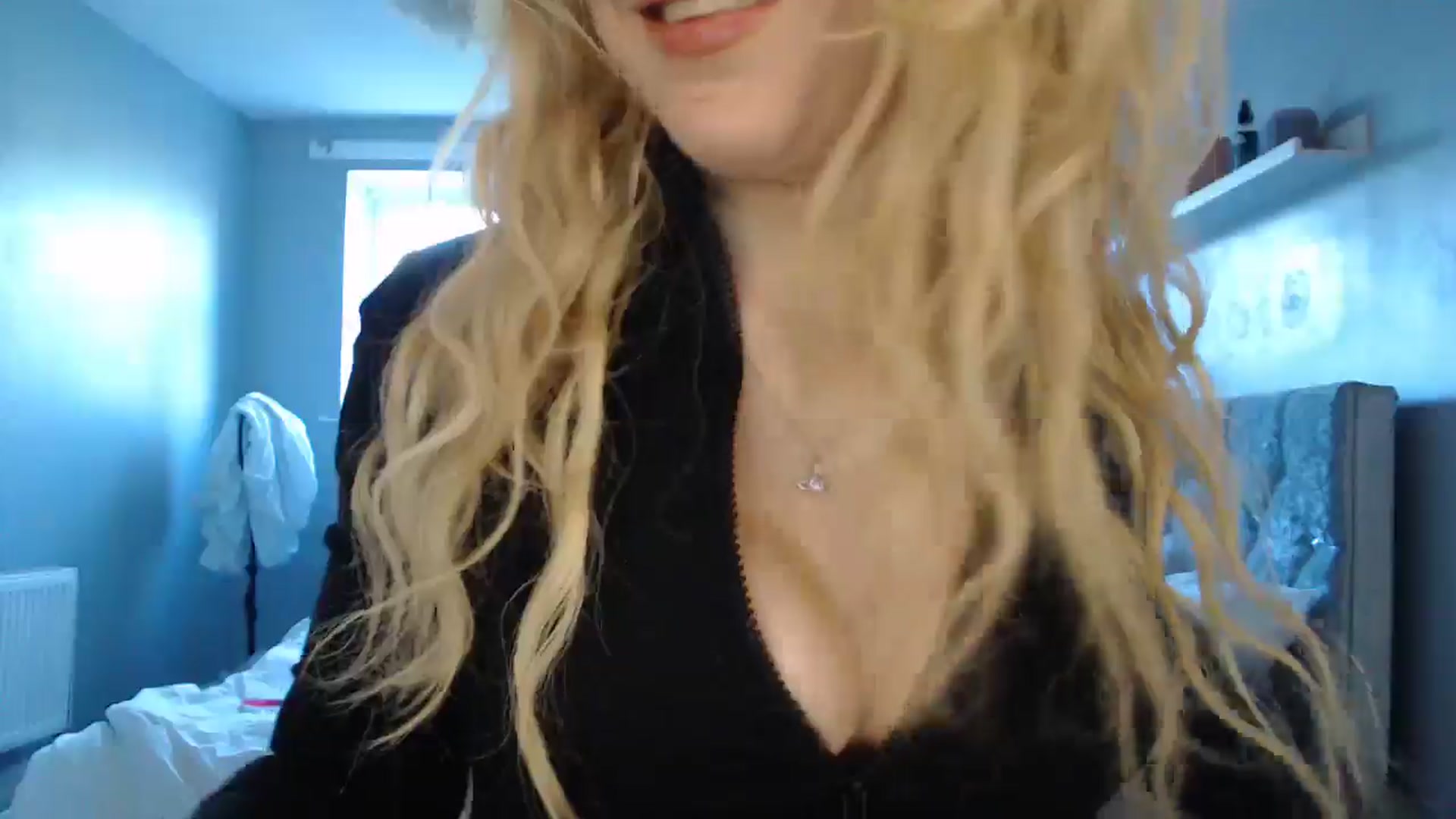 Gallery image thumbnail from PrincessXTC's myfreecams stream on, 01/09/2025, 12:12 image 9 of 20