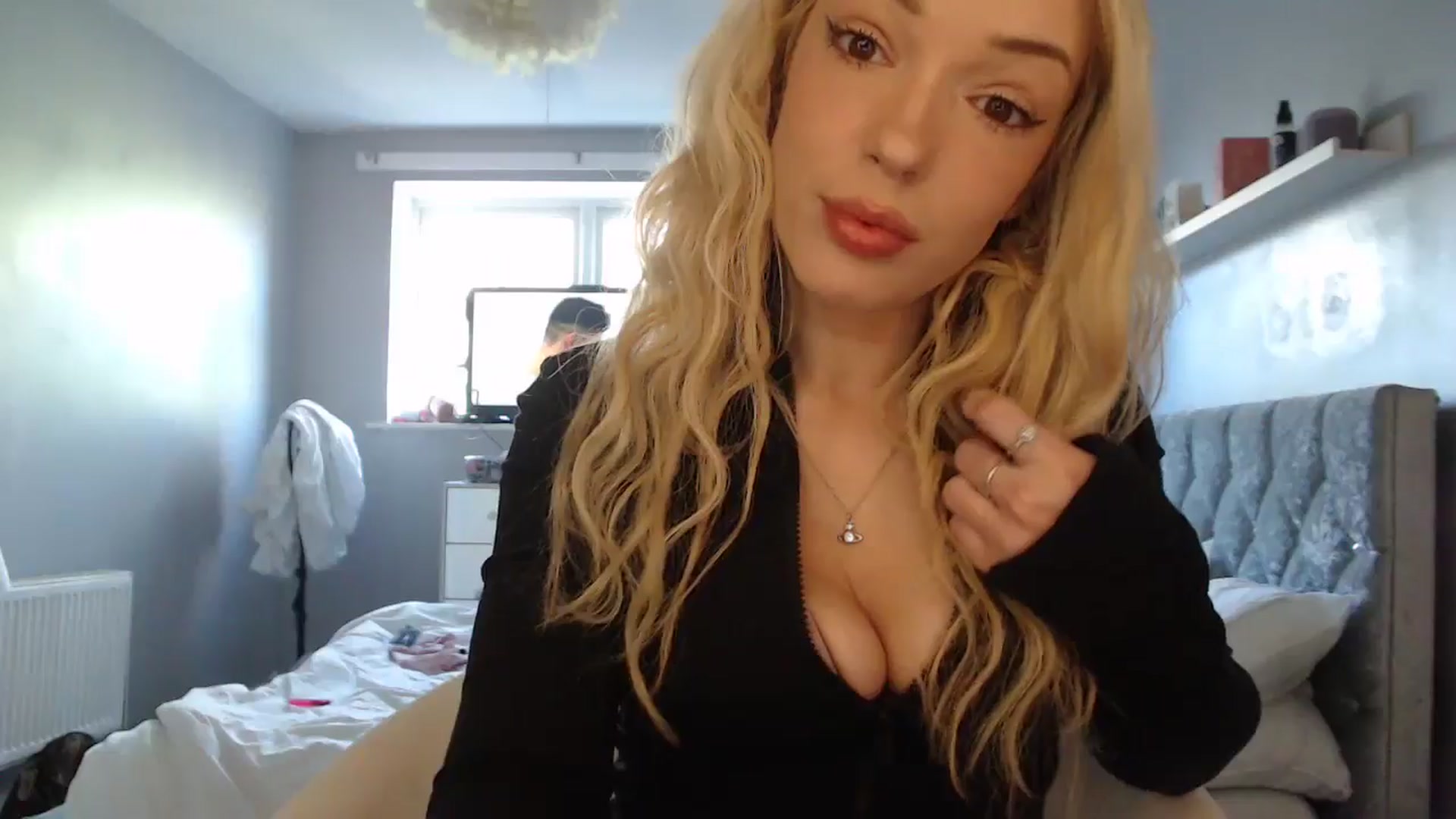 Gallery image thumbnail from PrincessXTC's myfreecams stream on, 01/09/2025, 12:12 image 19 of 20