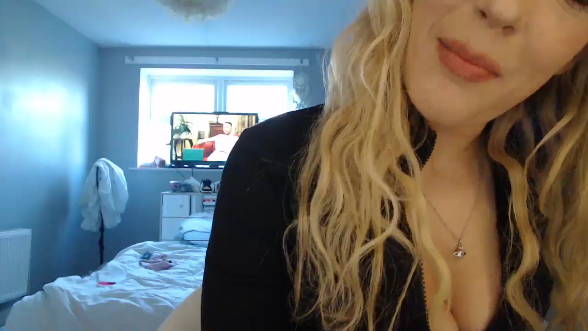 Gallery image thumbnail from PrincessXTC's myfreecams stream on, 01/09/2025, 12:12 image 10 of 20