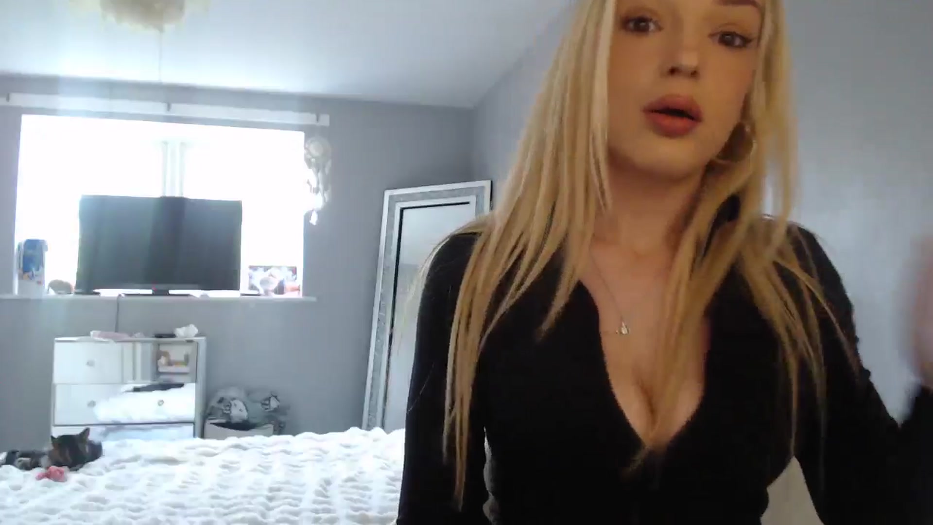 Gallery image thumbnail from PrincessXTC's myfreecams stream on, 01/21/2025, 12:00 image 8 of 20