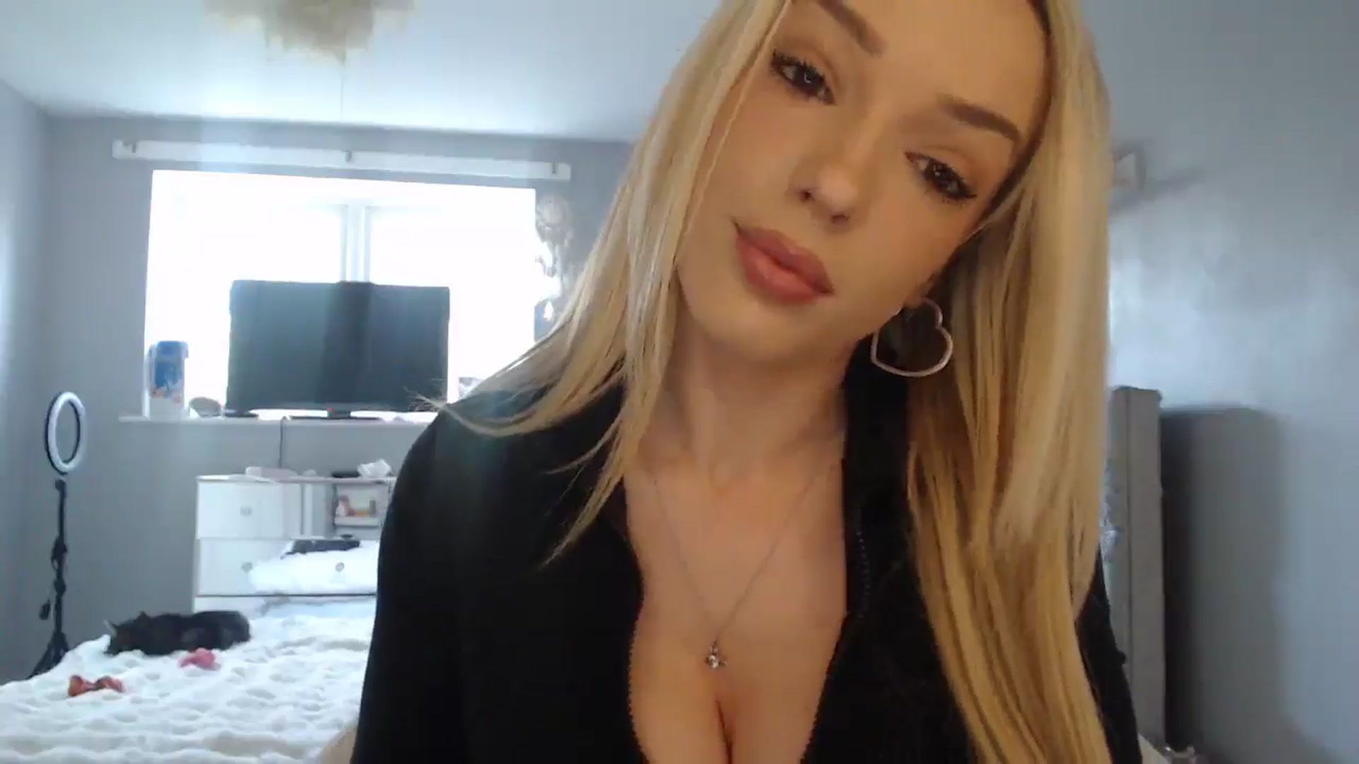Gallery image thumbnail from PrincessXTC's myfreecams stream on, 01/21/2025, 12:00 image 9 of 20