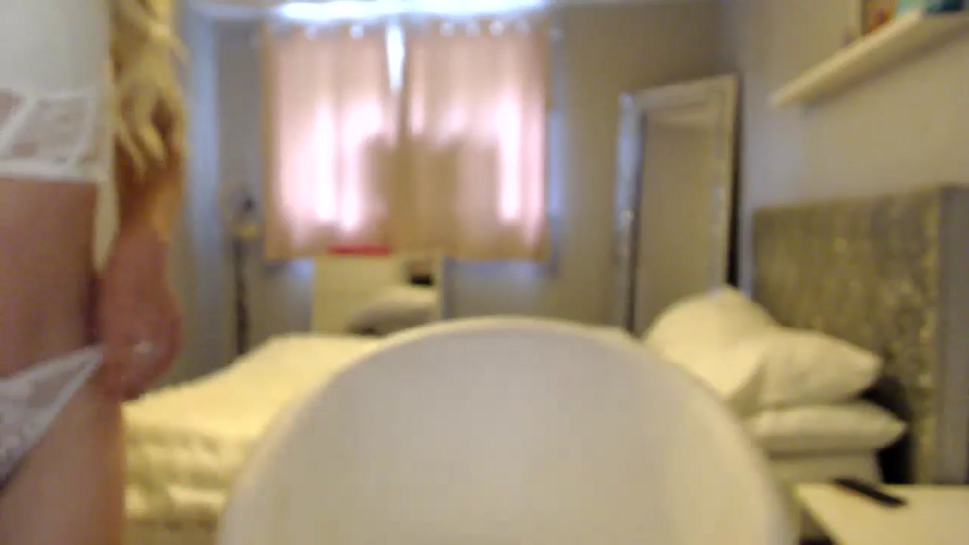 Gallery image thumbnail from PrincessXTC's myfreecams stream on, 05/08/2025, 11:12 image 11 of 20