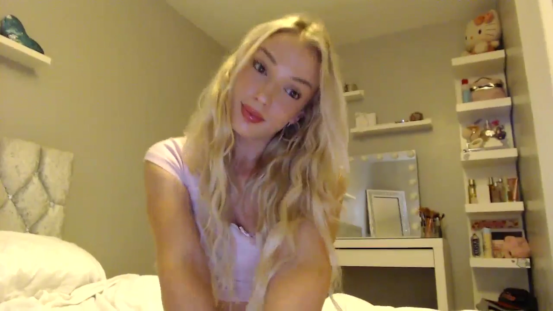 Gallery image thumbnail from PrincessXTC's myfreecams stream on, 09/08/2025, 12:14 image 14 of 20