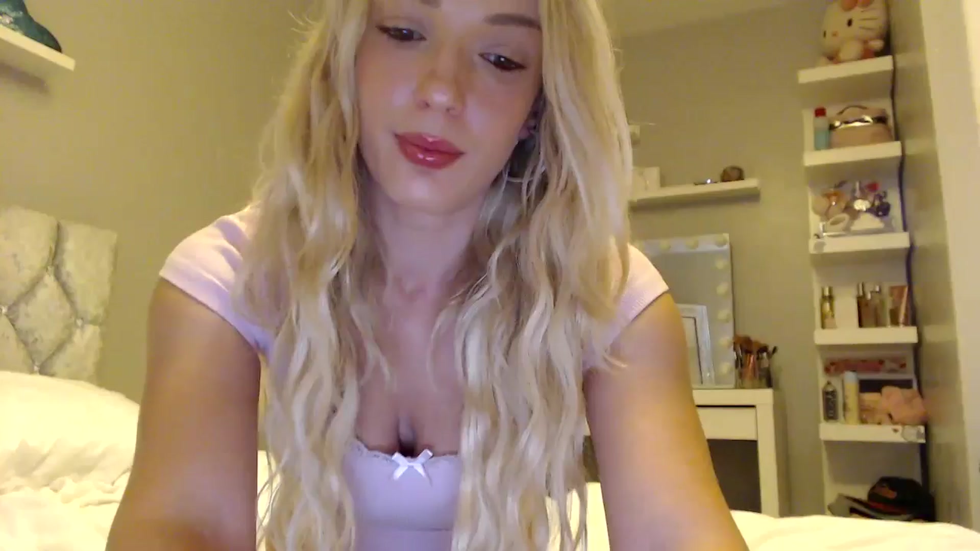 Gallery image thumbnail from PrincessXTC's myfreecams stream on, 09/08/2025, 12:14 image 12 of 20