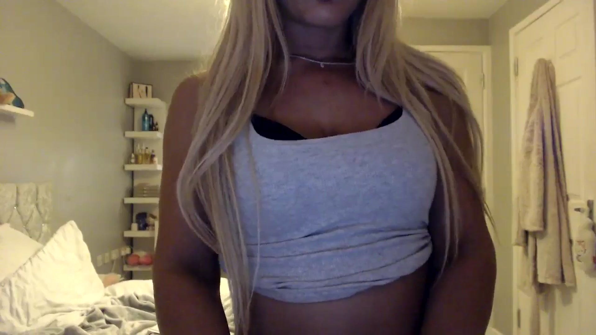 Gallery image thumbnail from PrincessXTC's myfreecams stream on, 09/22/2025, 12:40 image 4 of 20