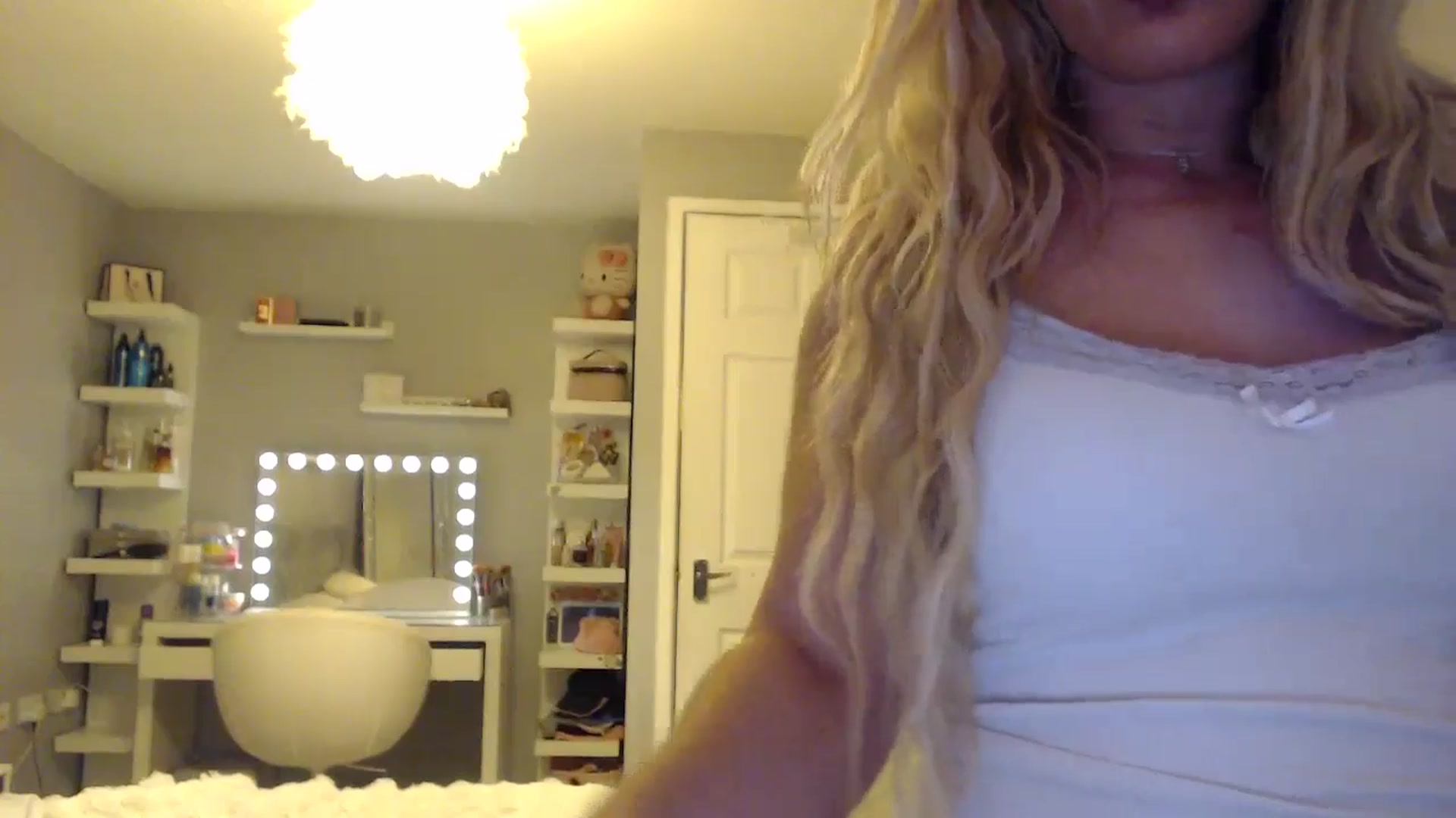 Gallery image thumbnail from PrincessXTC's myfreecams stream on, 10/02/2025, 11:59 image 11 of 20