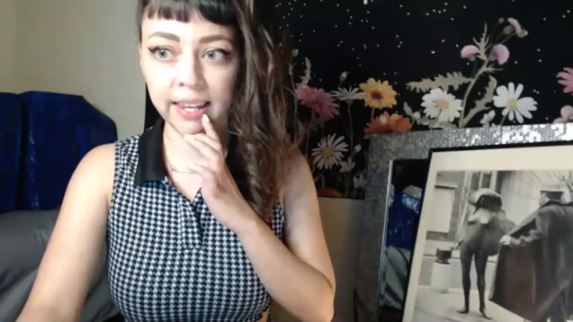 Gallery image thumbnail from PrincessZoe's myfreecams stream on, 07/16/2023, 05:07 image 15 of 20