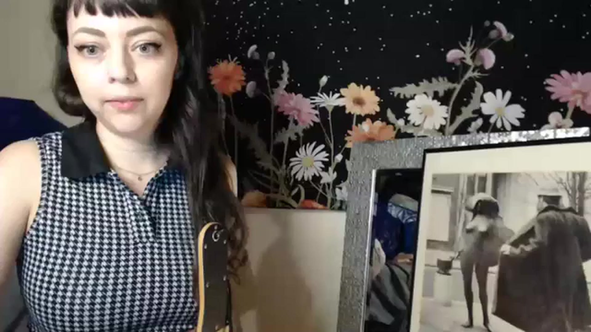 Gallery image thumbnail from PrincessZoe's myfreecams stream on, 07/16/2023, 05:07 image 9 of 20