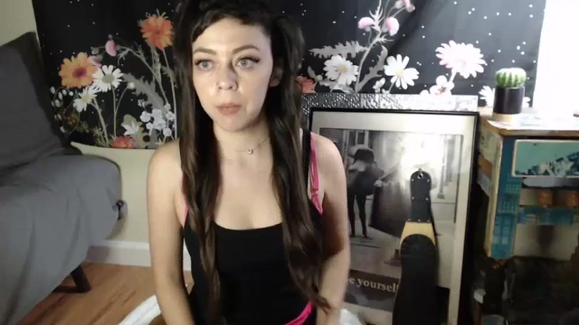 Gallery image thumbnail from PrincessZoe's myfreecams stream on, 07/18/2023, 05:26 image 4 of 20