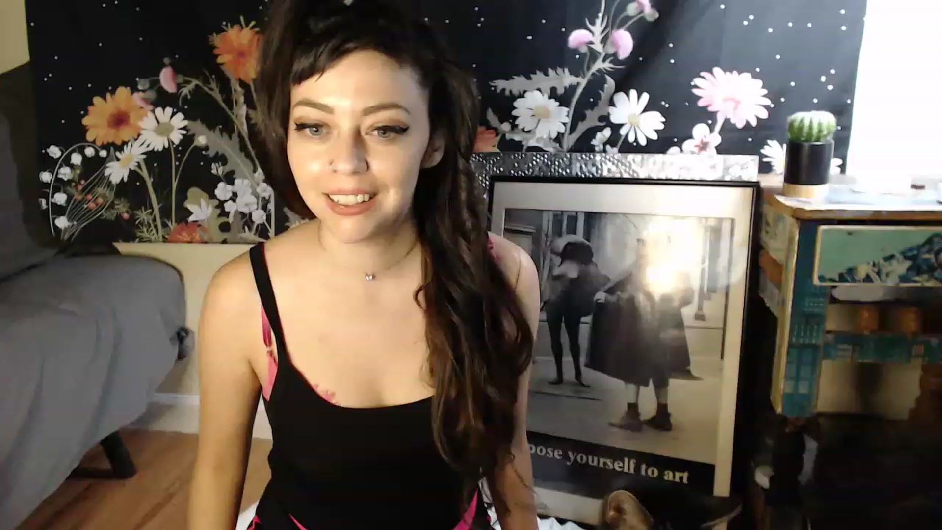 Gallery image thumbnail from PrincessZoe's myfreecams stream on, 07/18/2023, 05:51 image 17 of 20
