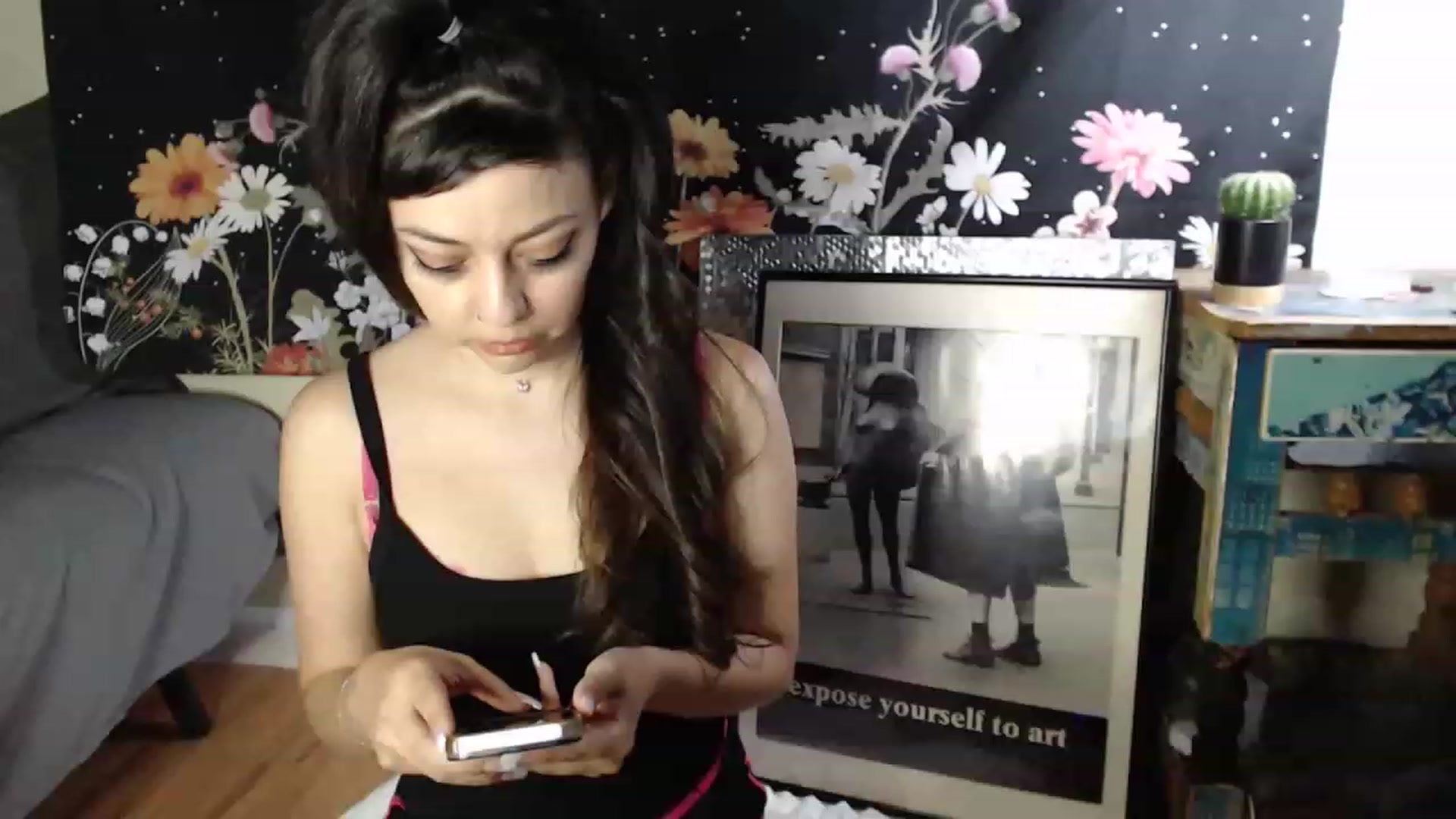 Gallery image thumbnail from PrincessZoe's myfreecams stream on, 07/18/2023, 05:51 image 1 of 20