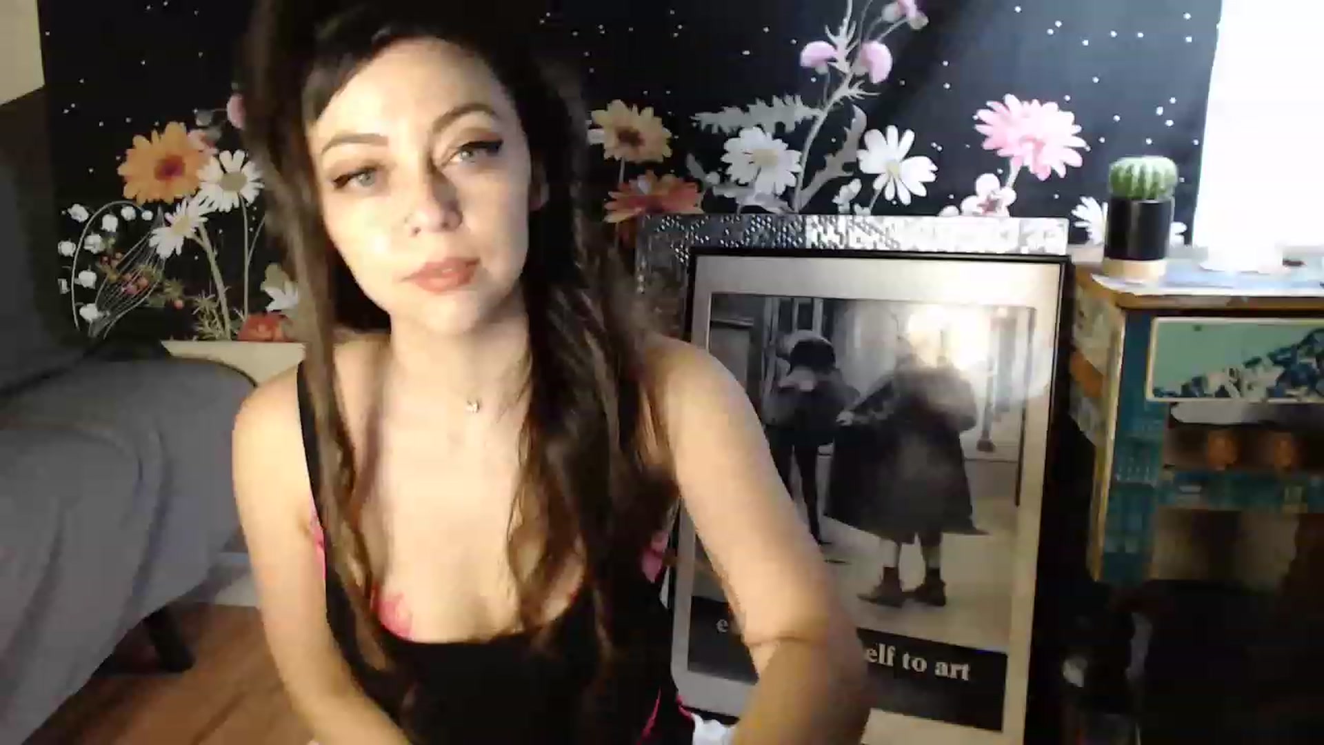 Gallery image thumbnail from PrincessZoe's myfreecams stream on, 07/18/2023, 05:51 image 4 of 20