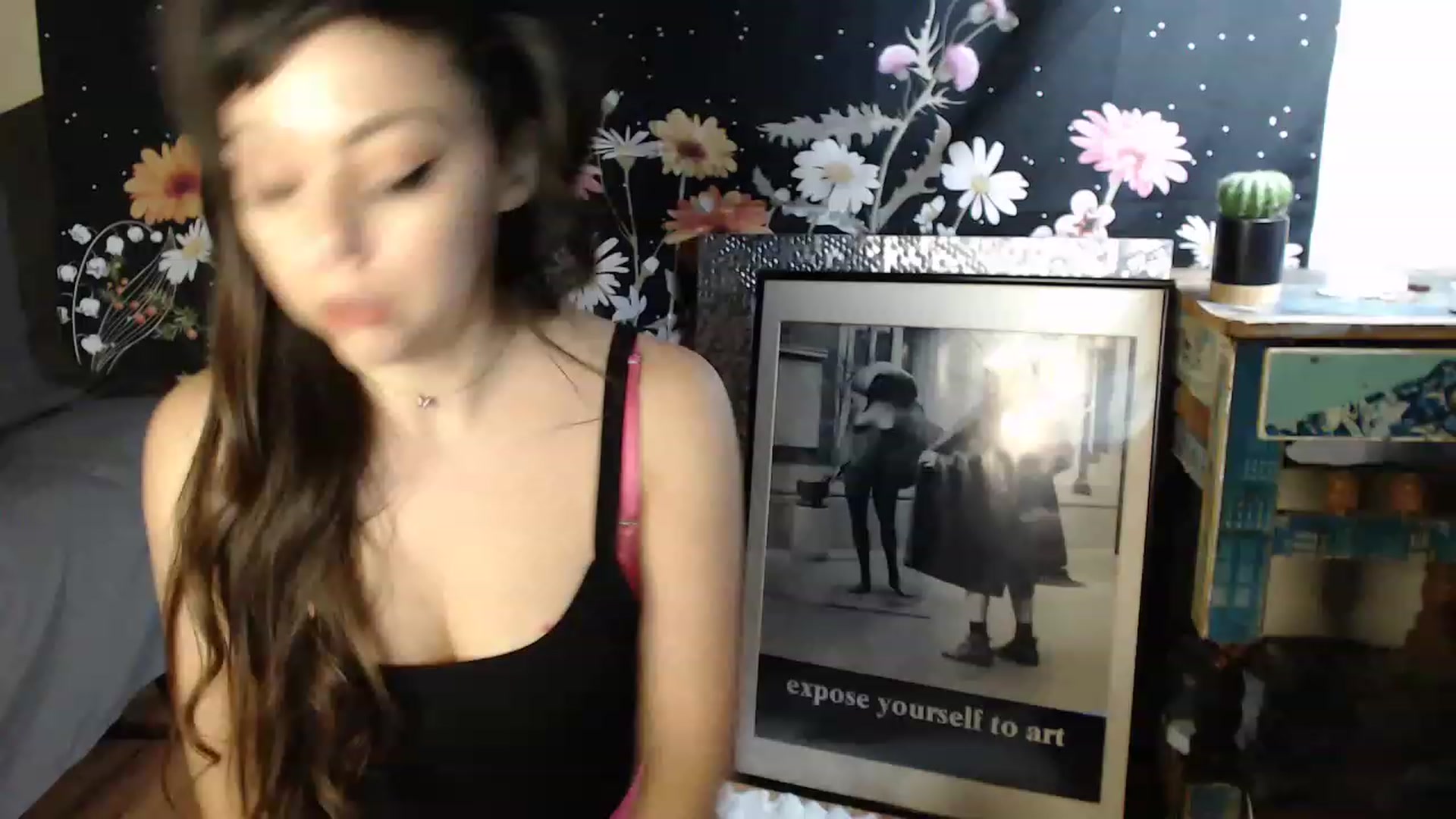 Gallery image thumbnail from PrincessZoe's myfreecams stream on, 07/18/2023, 05:51 image 10 of 20