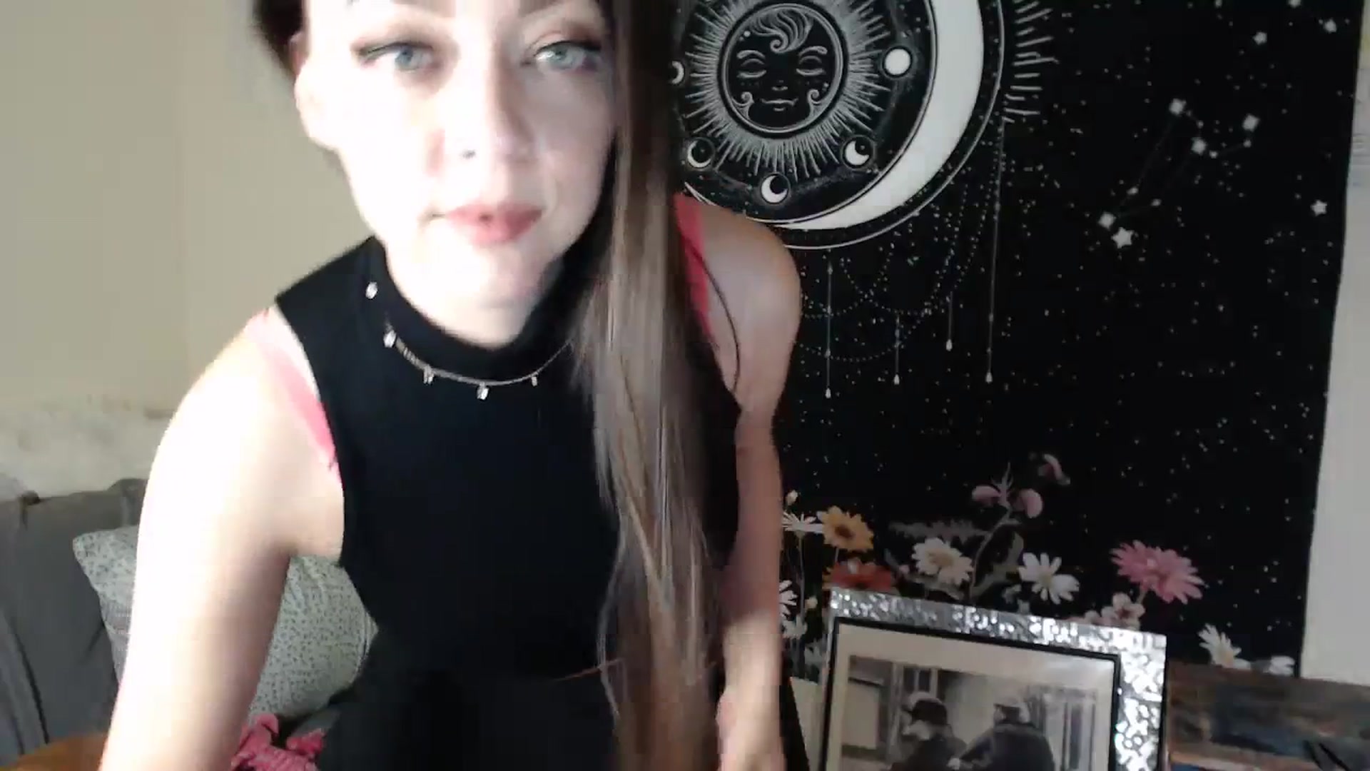Gallery image thumbnail from PrincessZoe's myfreecams stream on, 07/20/2023, 02:42 image 18 of 20