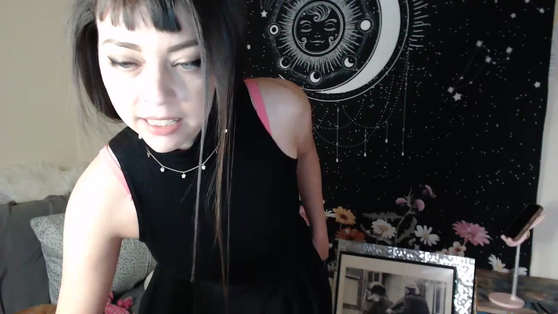 Gallery image thumbnail from PrincessZoe's myfreecams stream on, 07/20/2023, 02:42 image 10 of 20